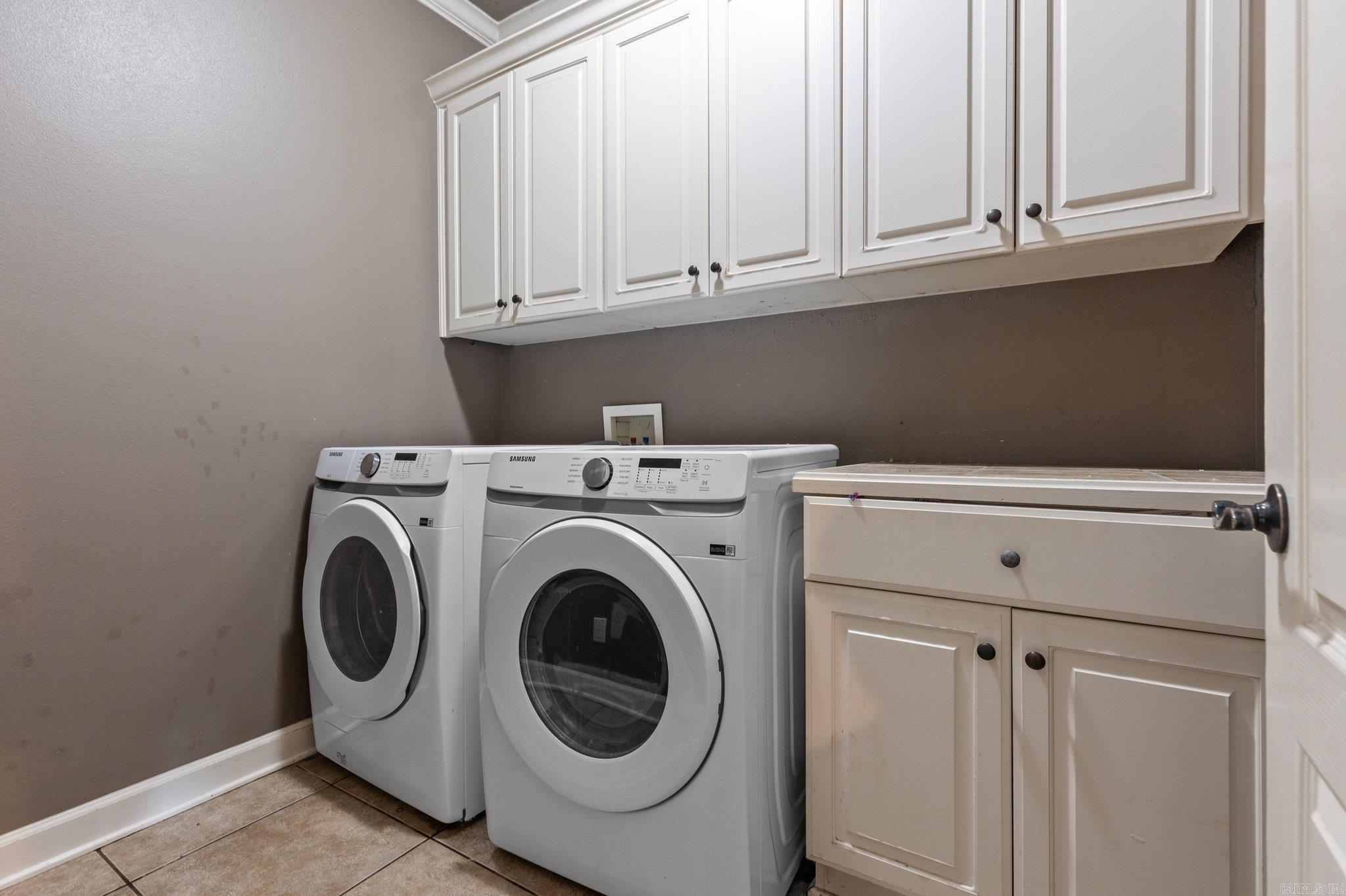 HURRICANE MEADOWS - Residential