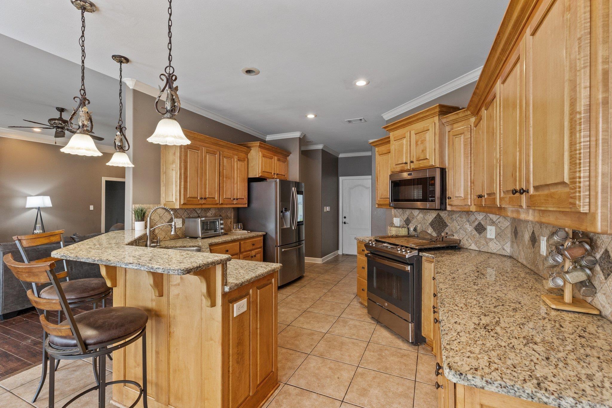 HURRICANE MEADOWS - Residential