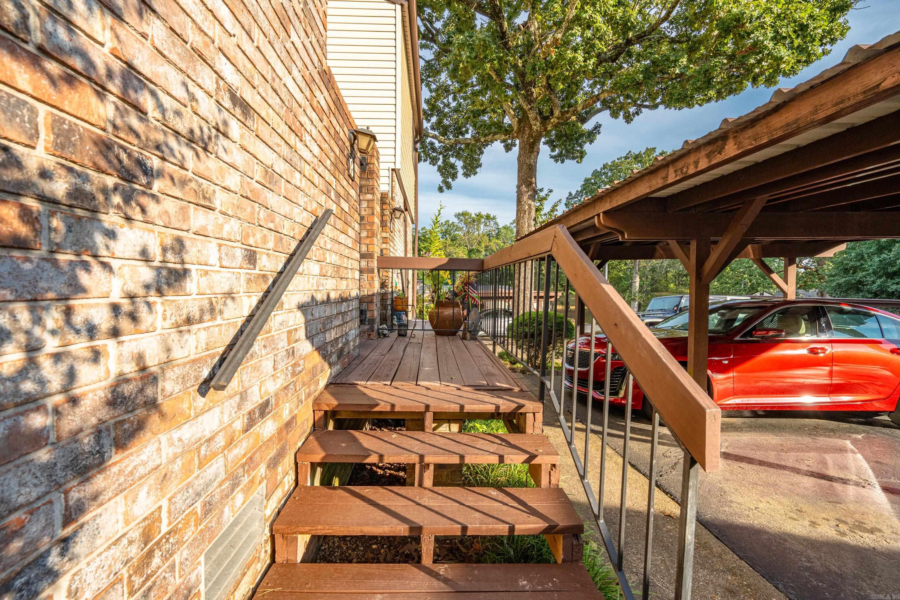 HUNTLEIGH WOODS HPR - Residential