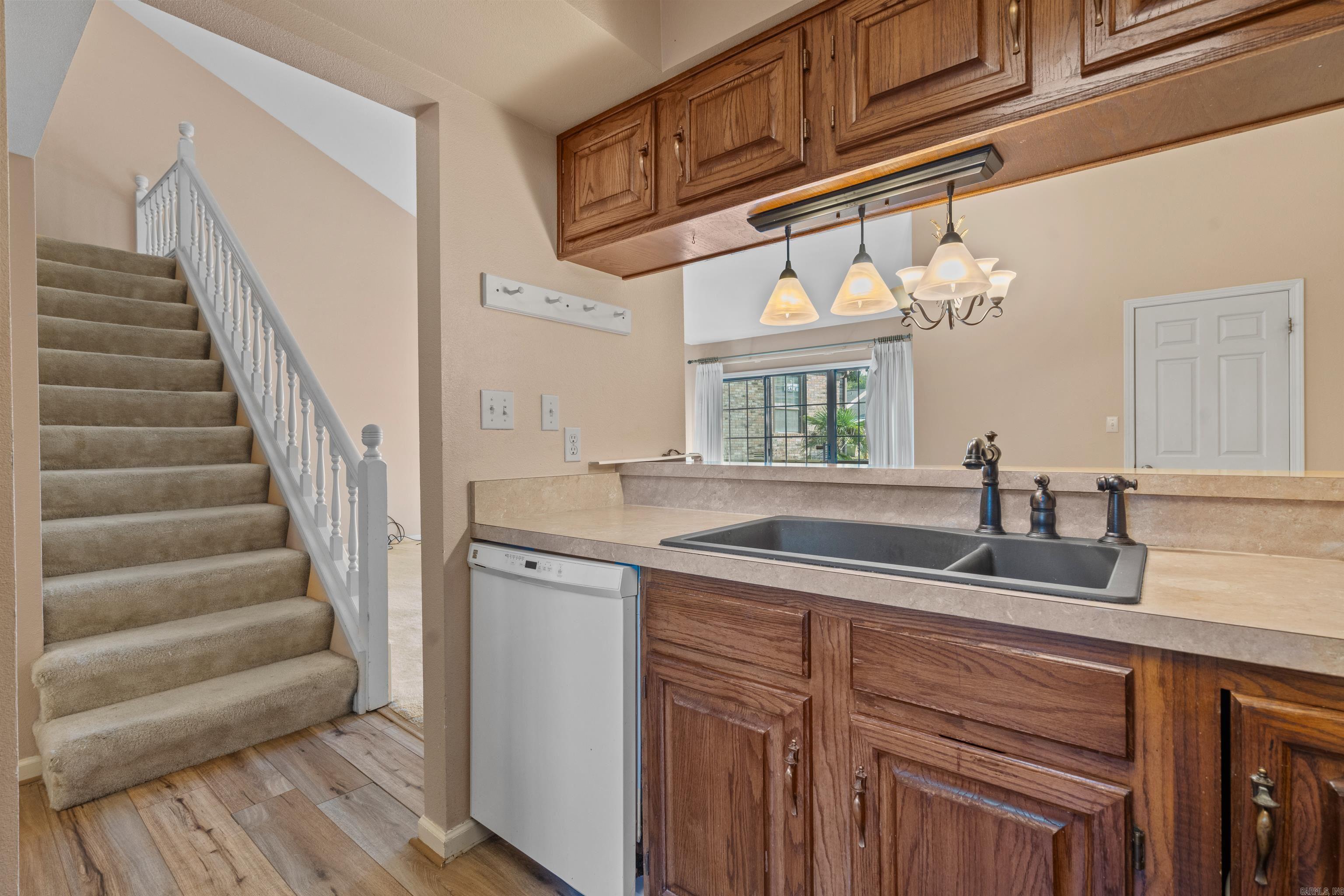 HUNTLEIGH WOODS HPR - Residential