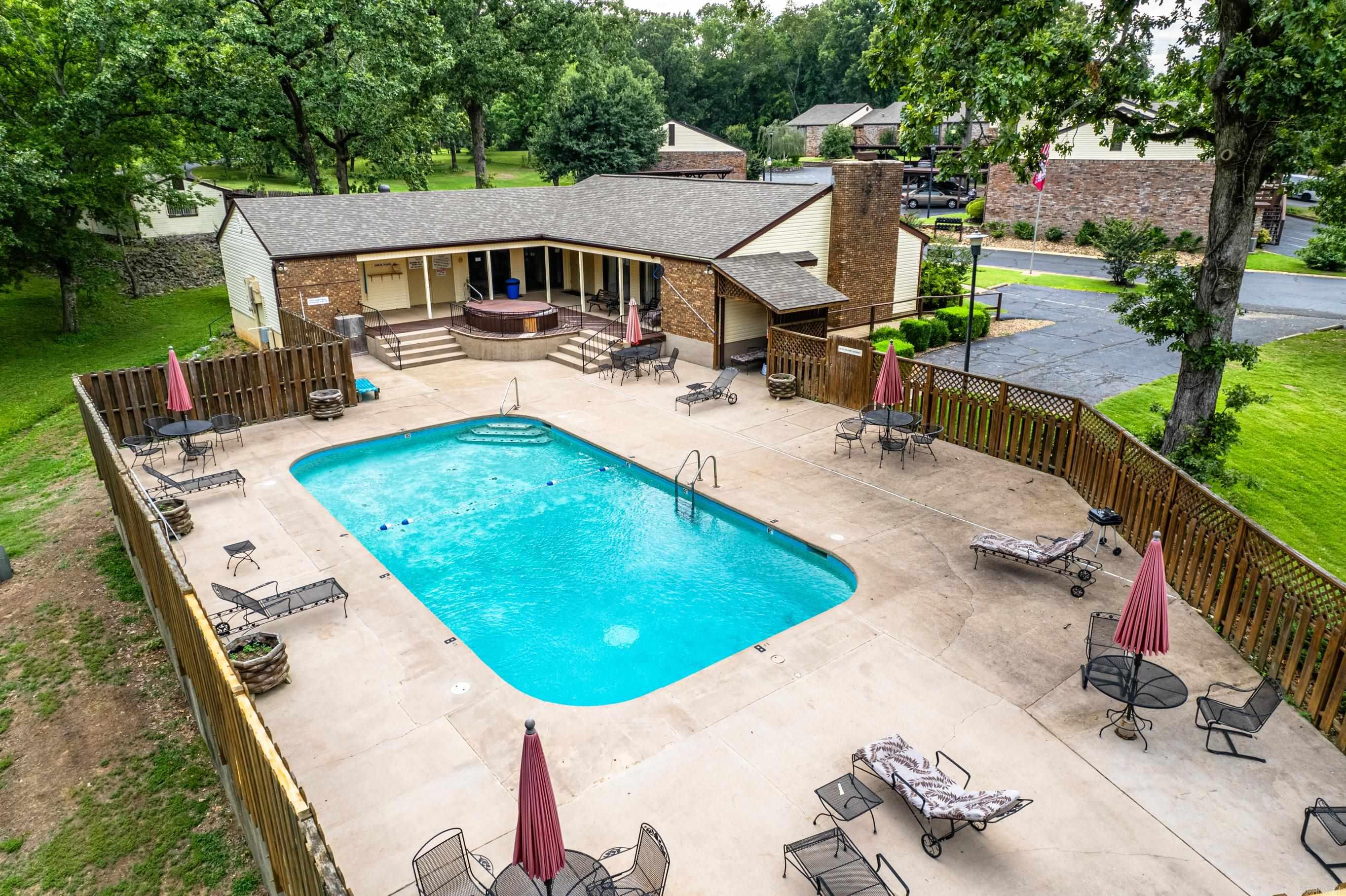 HUNTLEIGH WOODS HPR - Residential