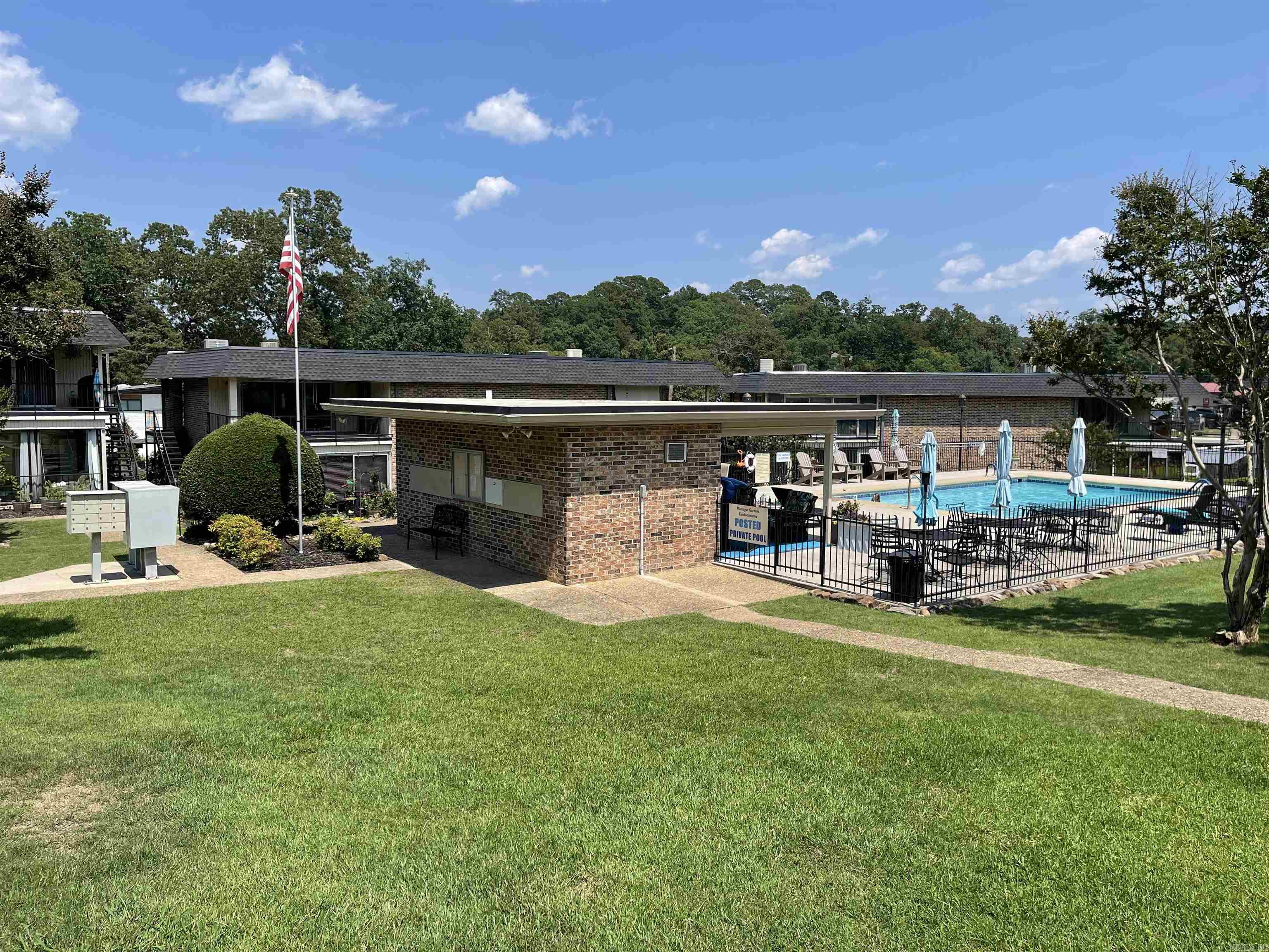MONTAGUE GARDENS SURVEY - Residential