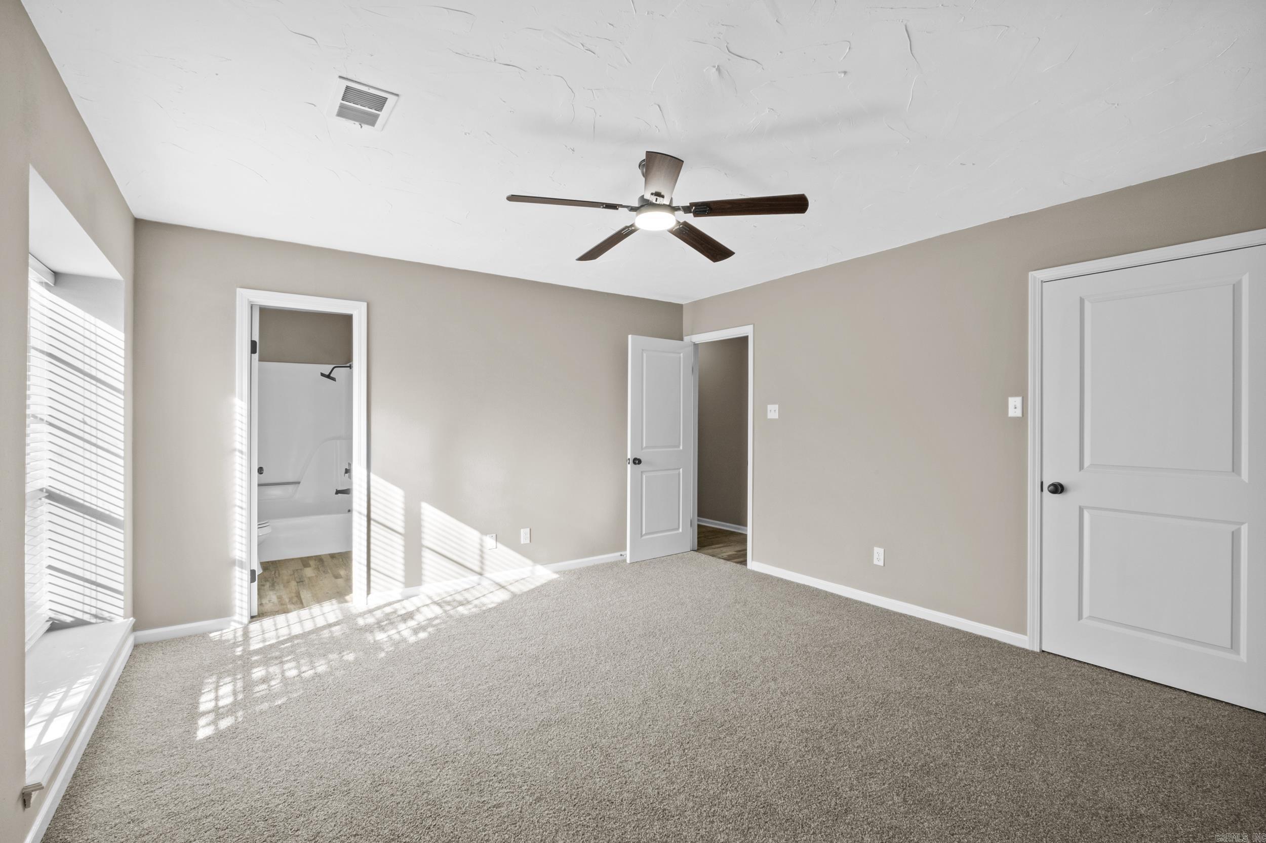 PEACOCK - Residential