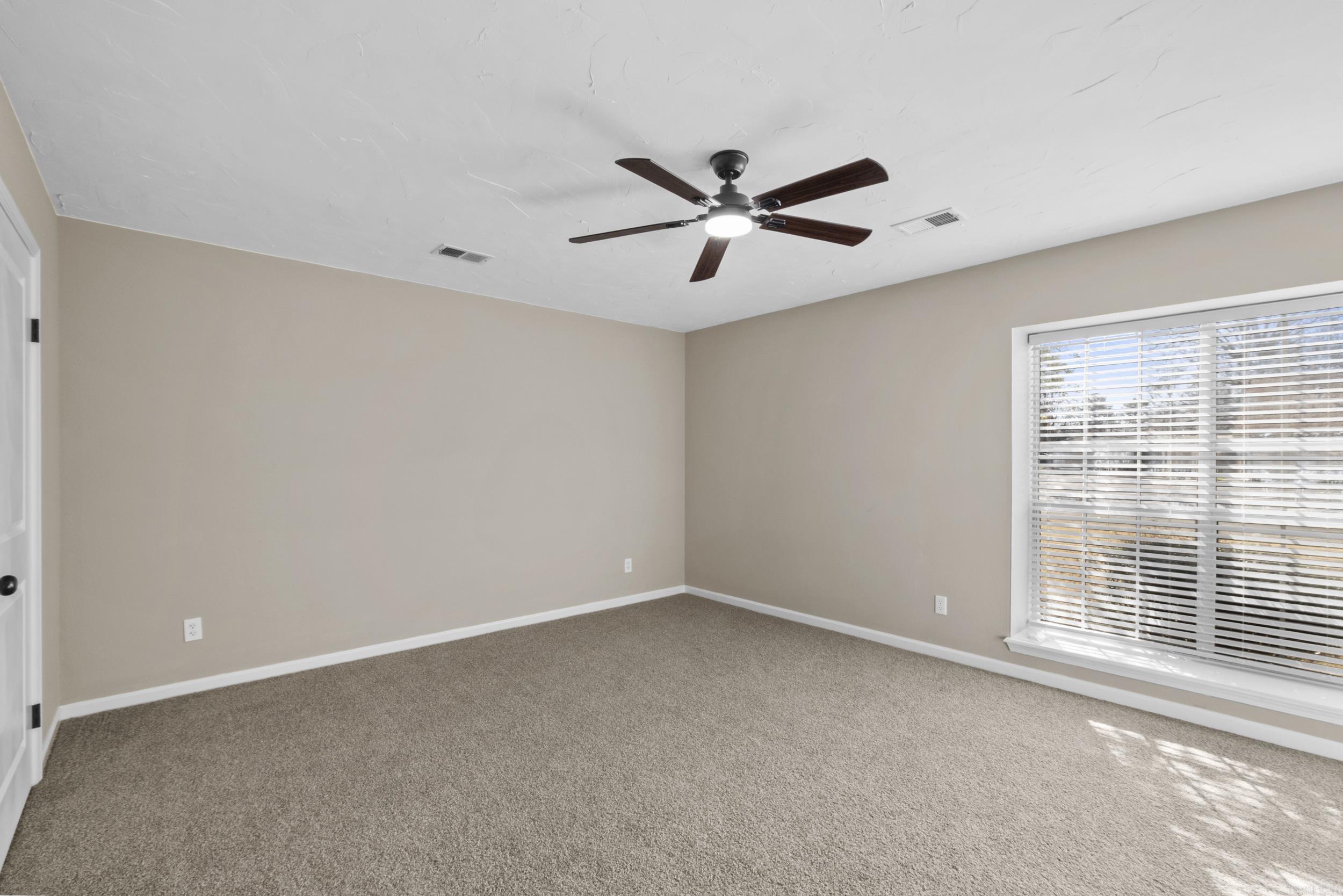 PEACOCK - Residential