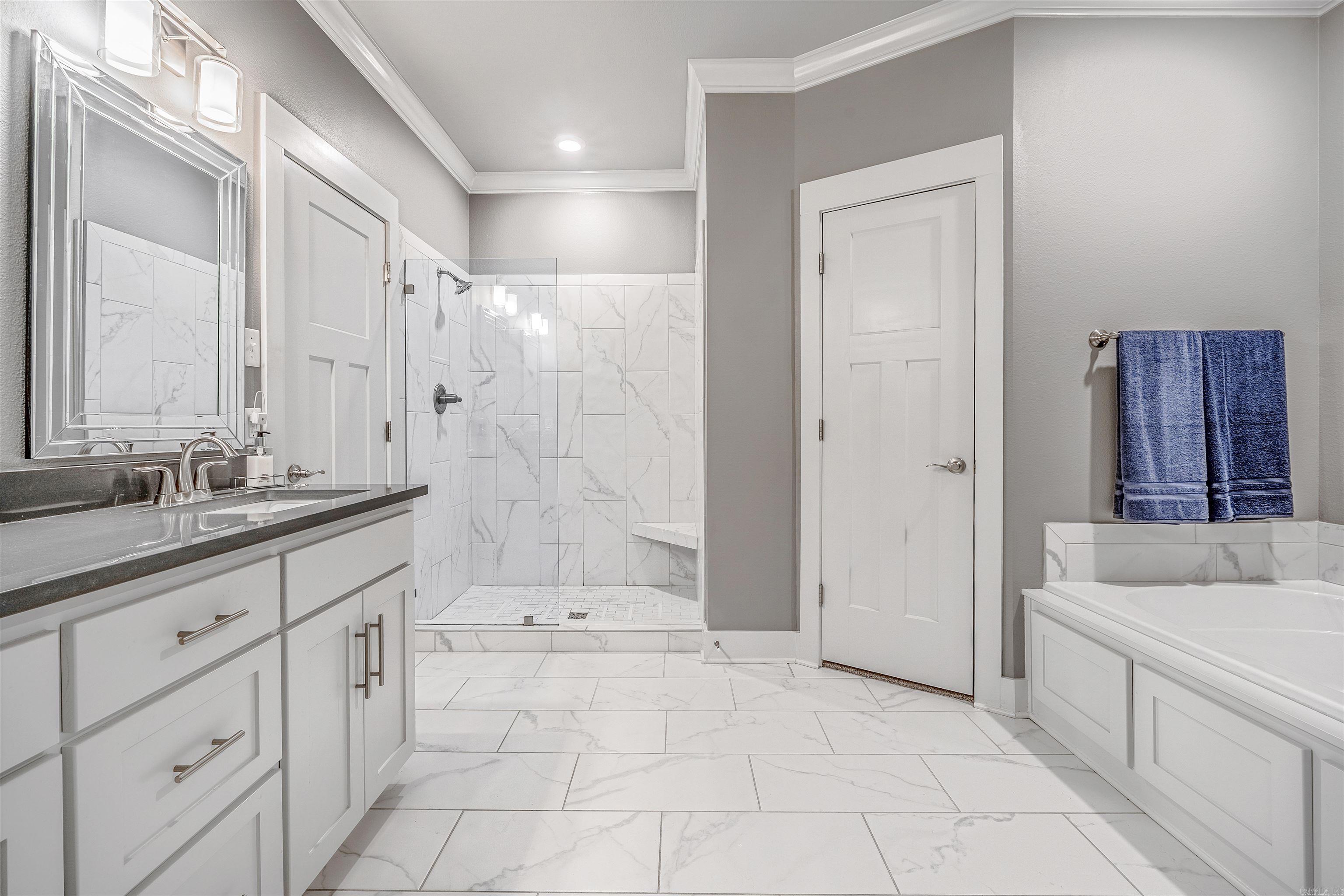 Chalets At Country Club - Residential