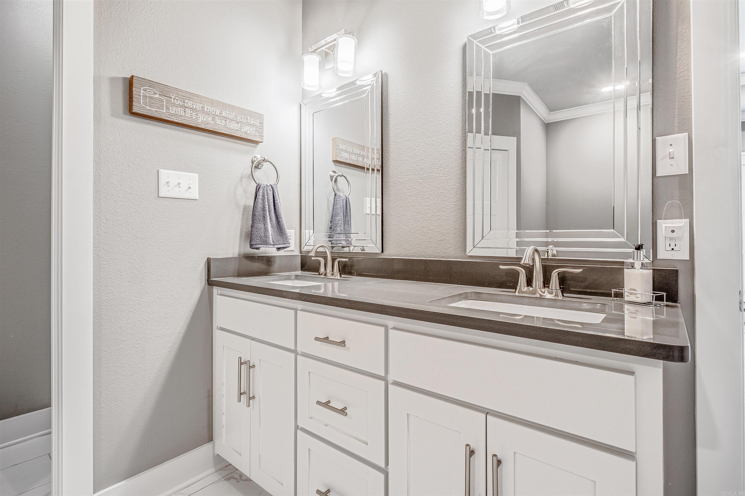 Chalets At Country Club - Residential