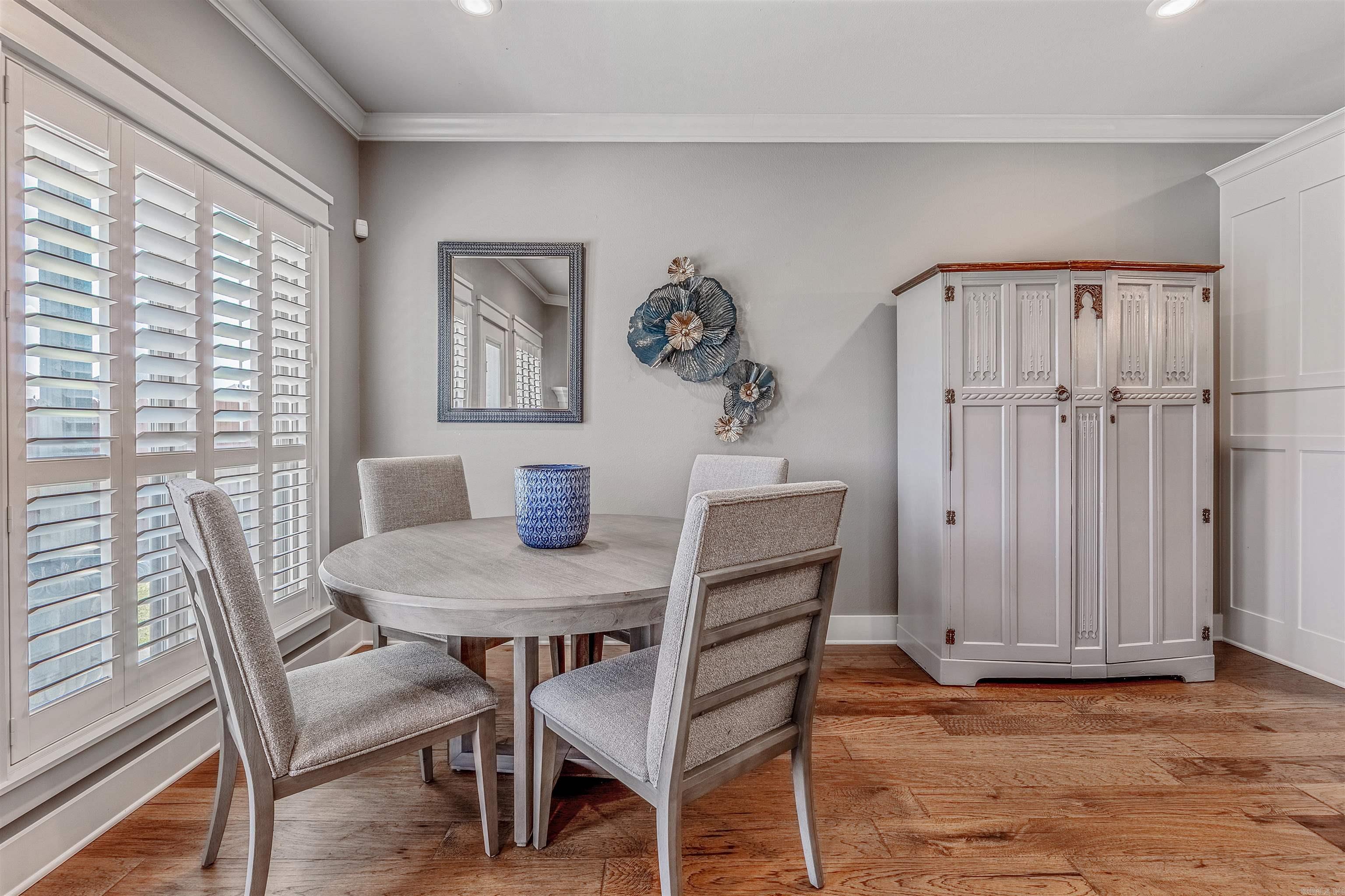 Chalets At Country Club - Residential