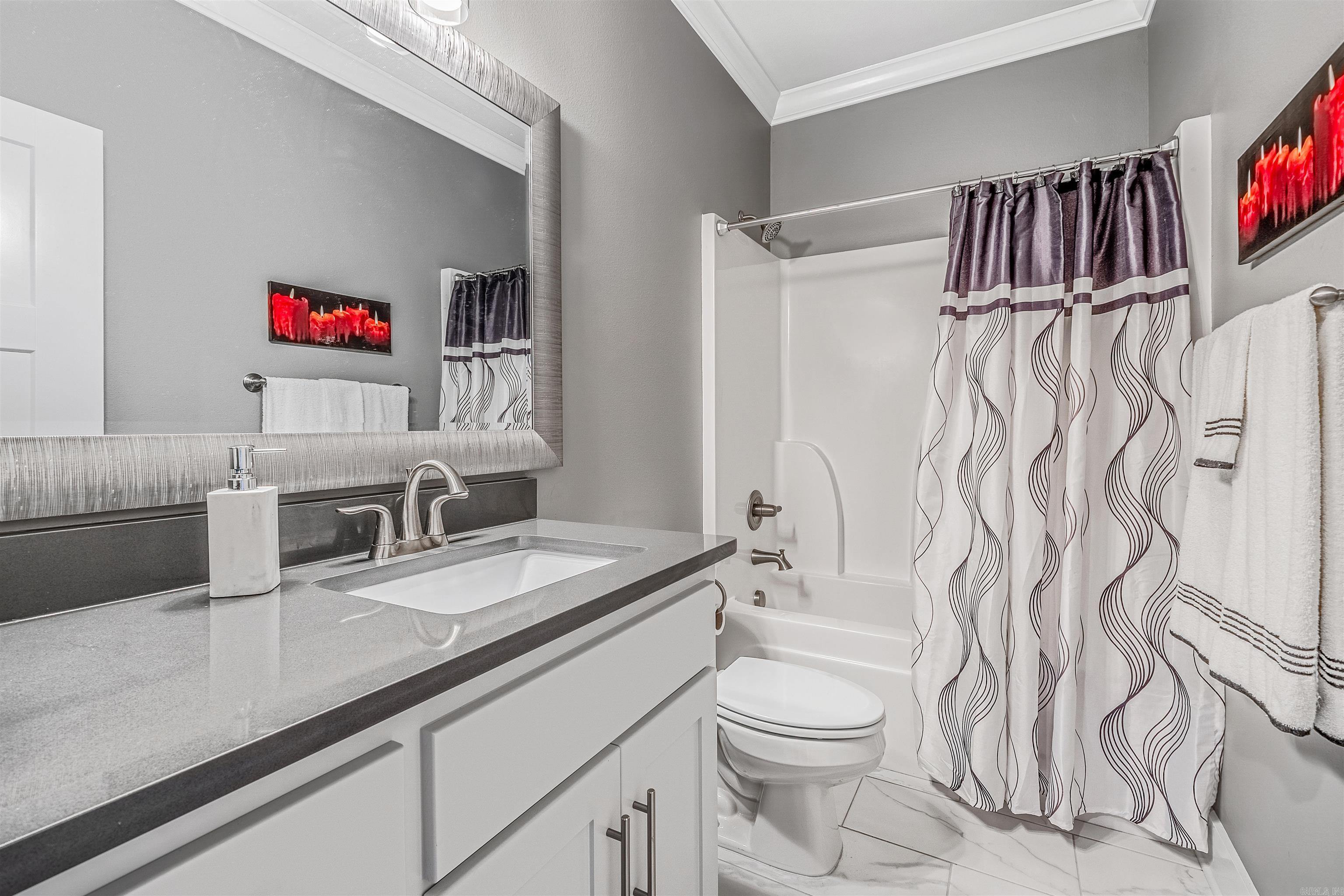 Chalets At Country Club - Residential