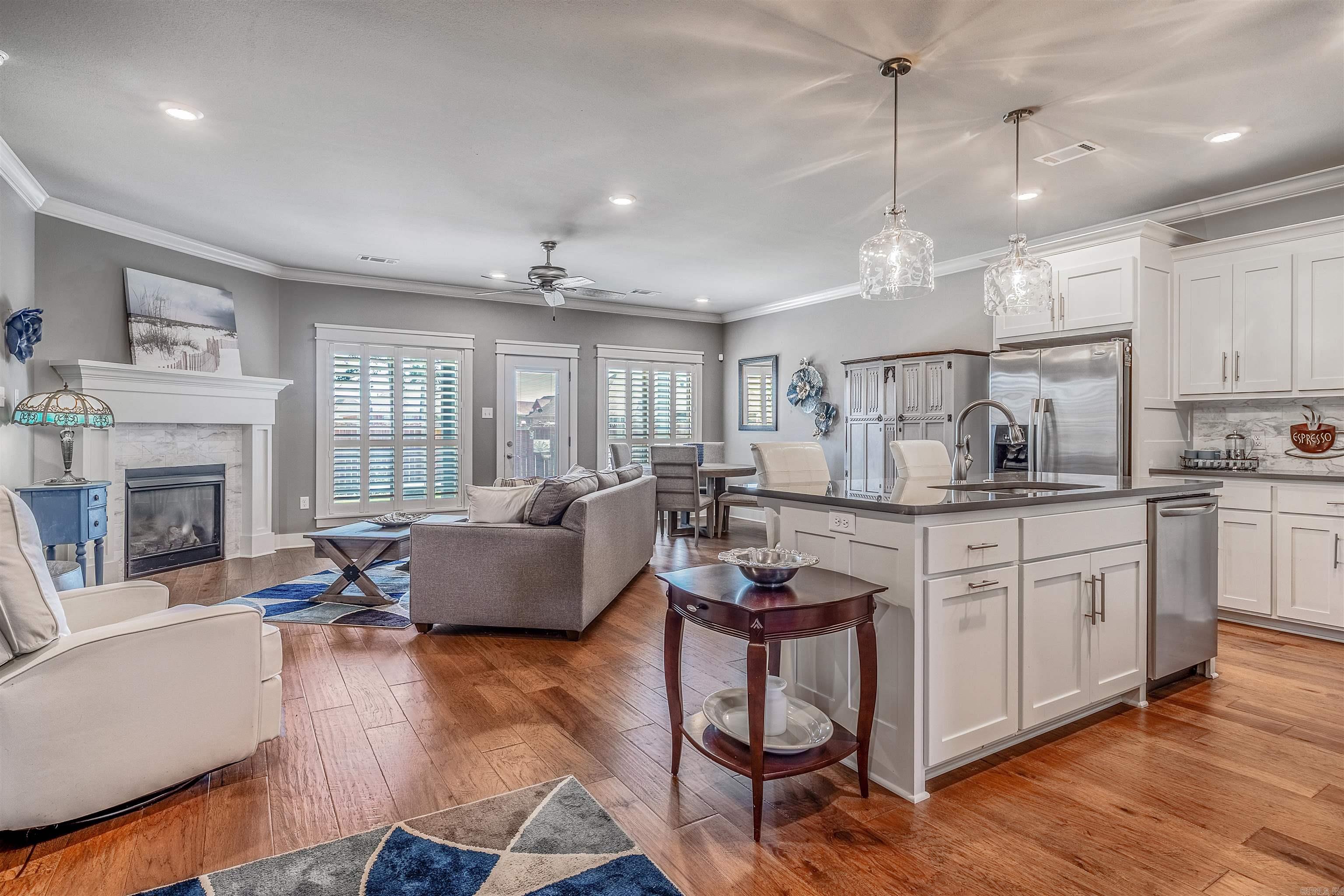 Chalets At Country Club - Residential