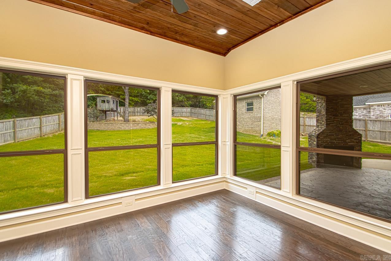 Seven Point Lake - Residential