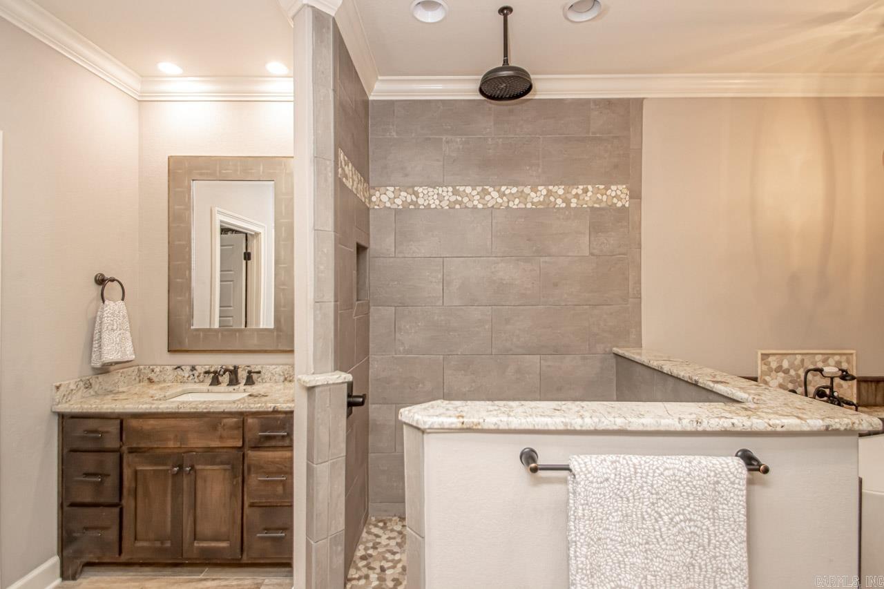 Seven Point Lake - Residential