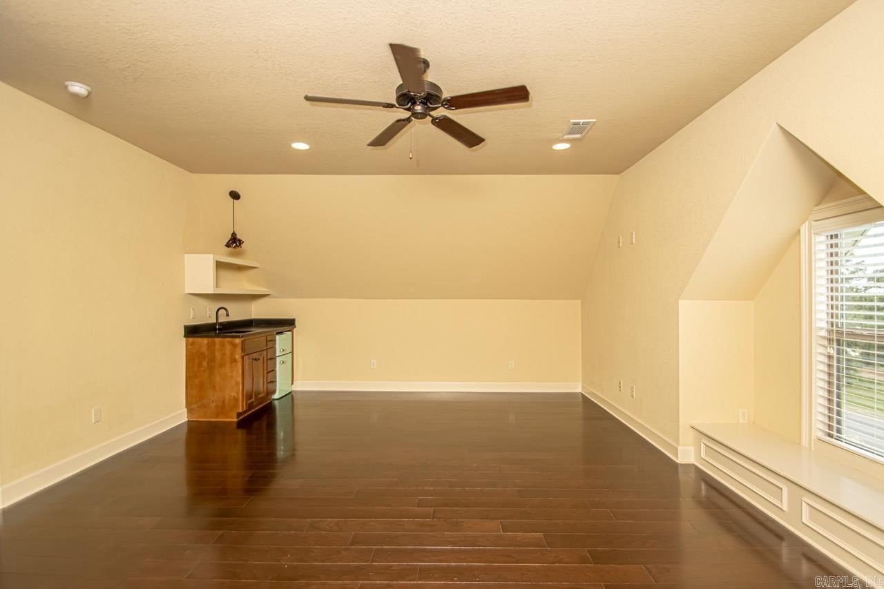 Seven Point Lake - Residential