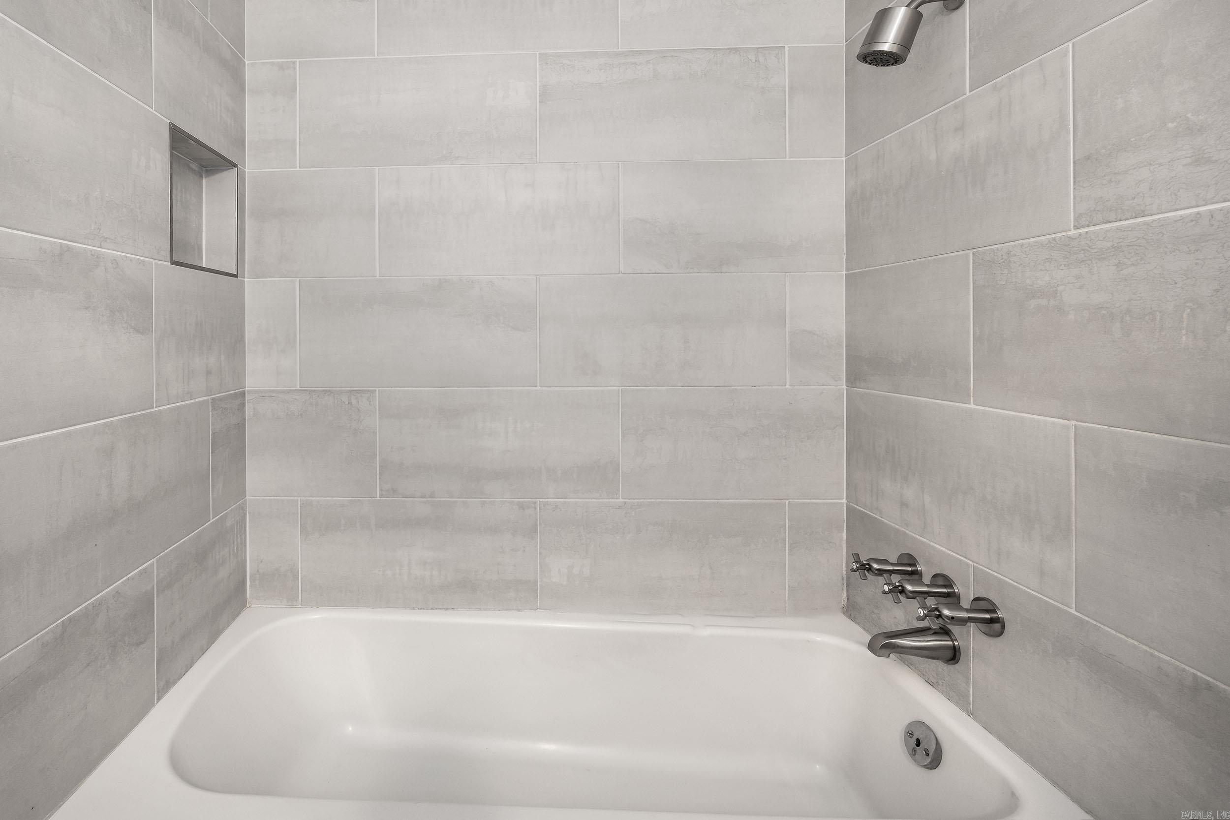 ECHO VALLEY - Residential