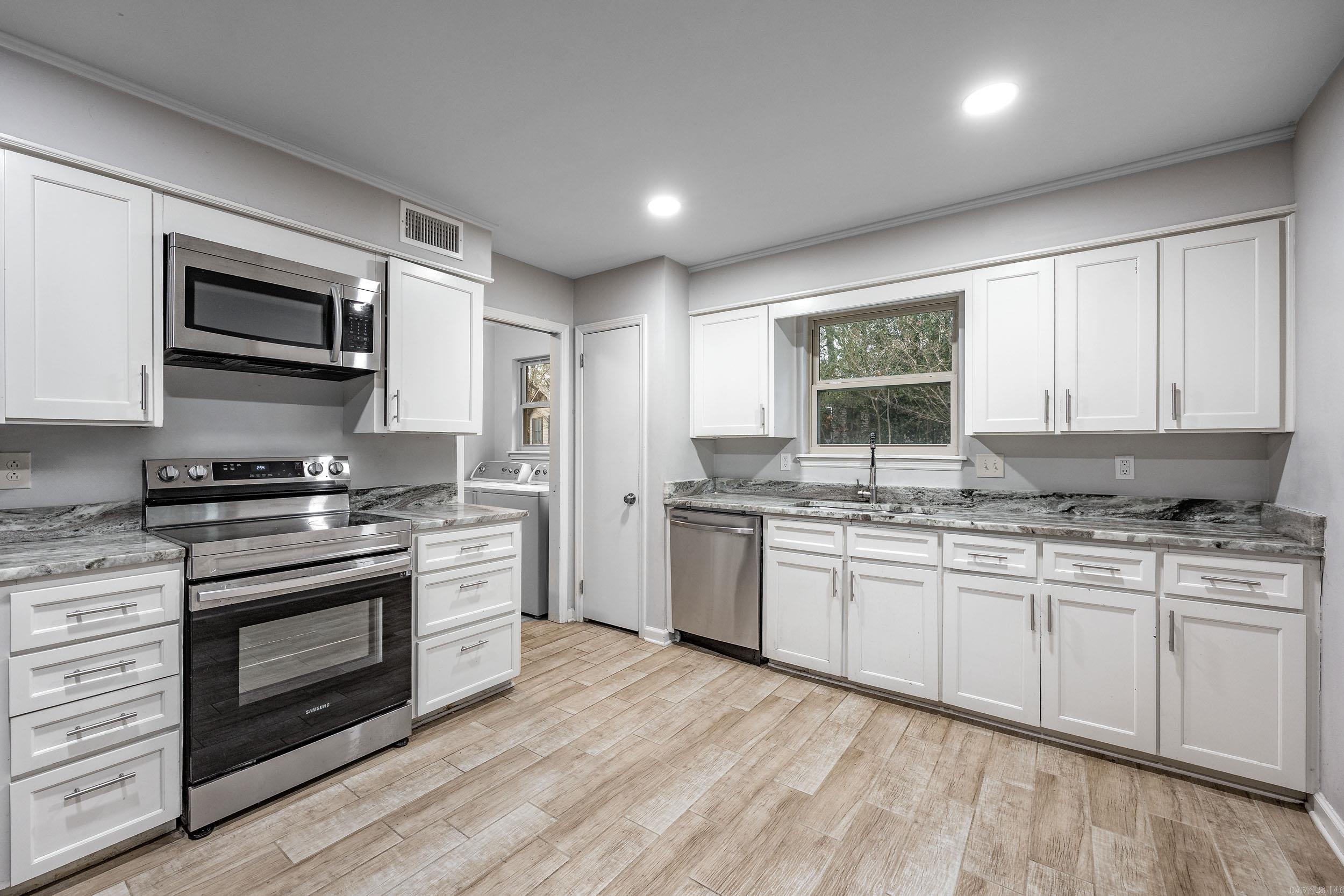 ECHO VALLEY - Residential