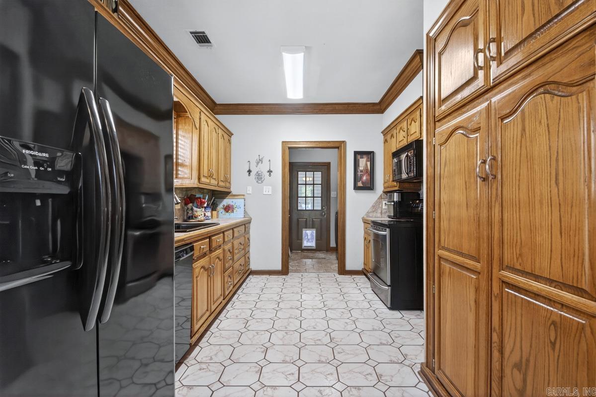 Maple Creek Orchard Lake - Residential