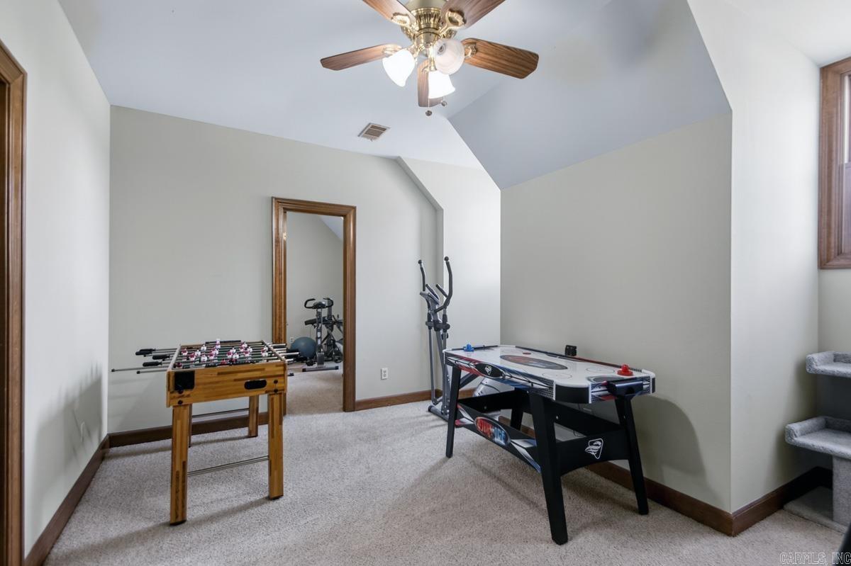 Maple Creek Orchard Lake - Residential