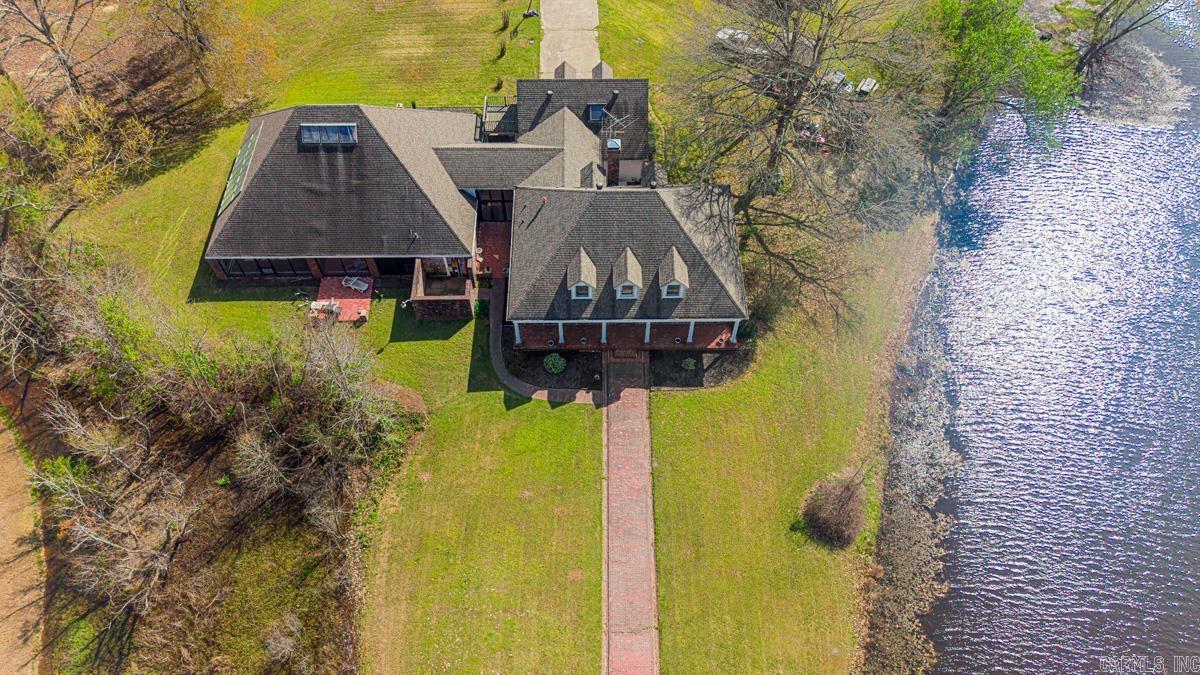 Maple Creek Orchard Lake - Residential