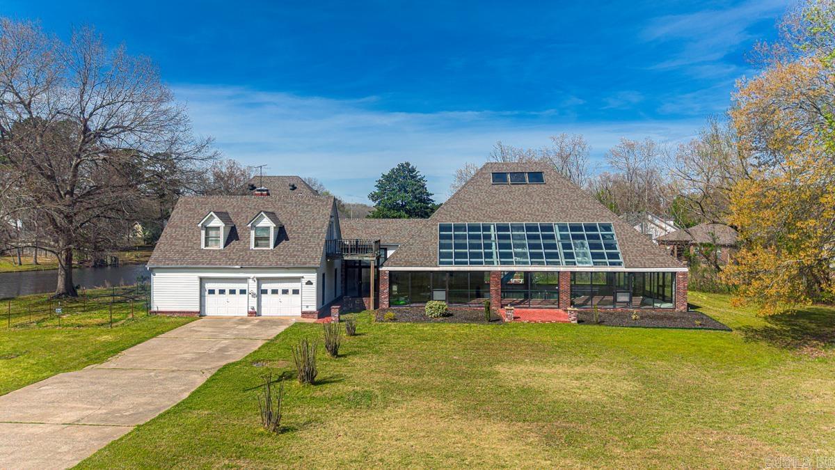 Maple Creek Orchard Lake - Residential