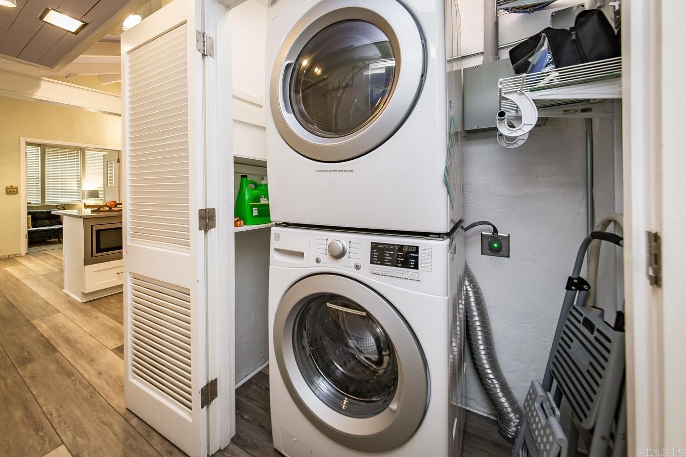 EI: LAKELAND - Residential