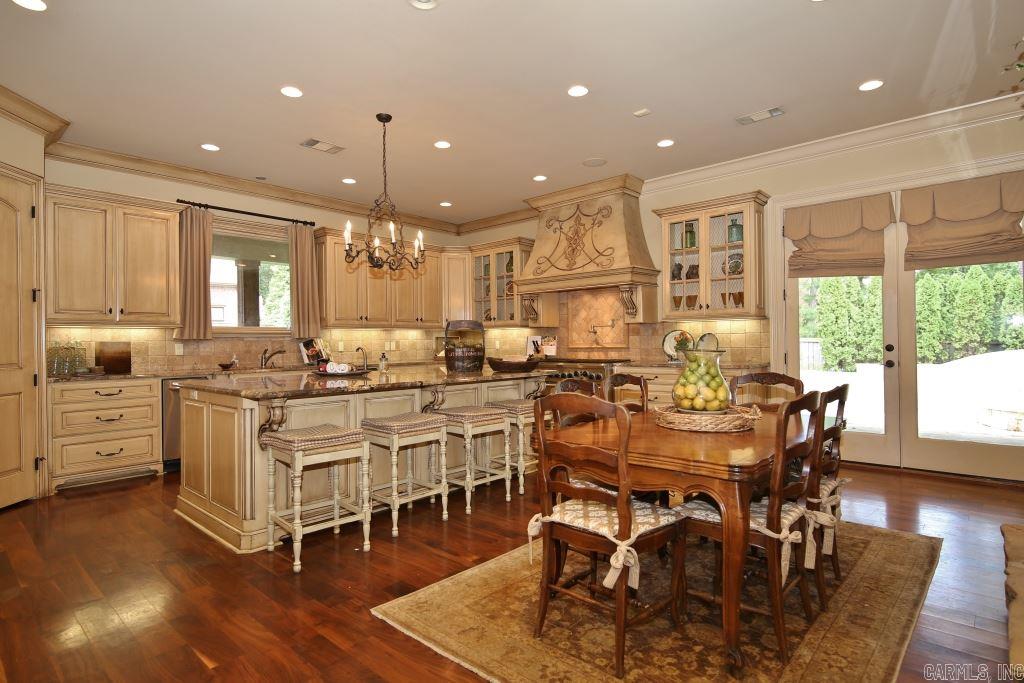 CHENAL VALLEY DEAUVILLE PLACE - Residential