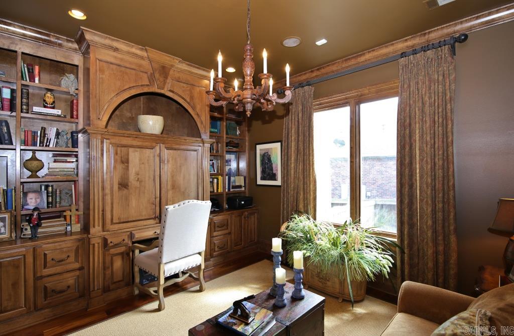 CHENAL VALLEY DEAUVILLE PLACE - Residential