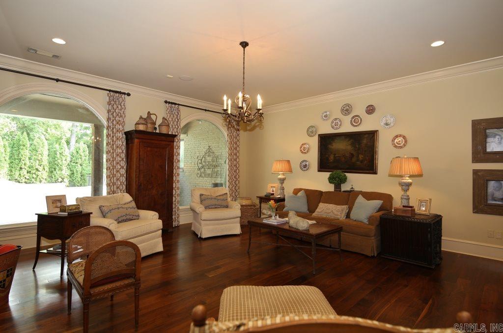 CHENAL VALLEY DEAUVILLE PLACE - Residential
