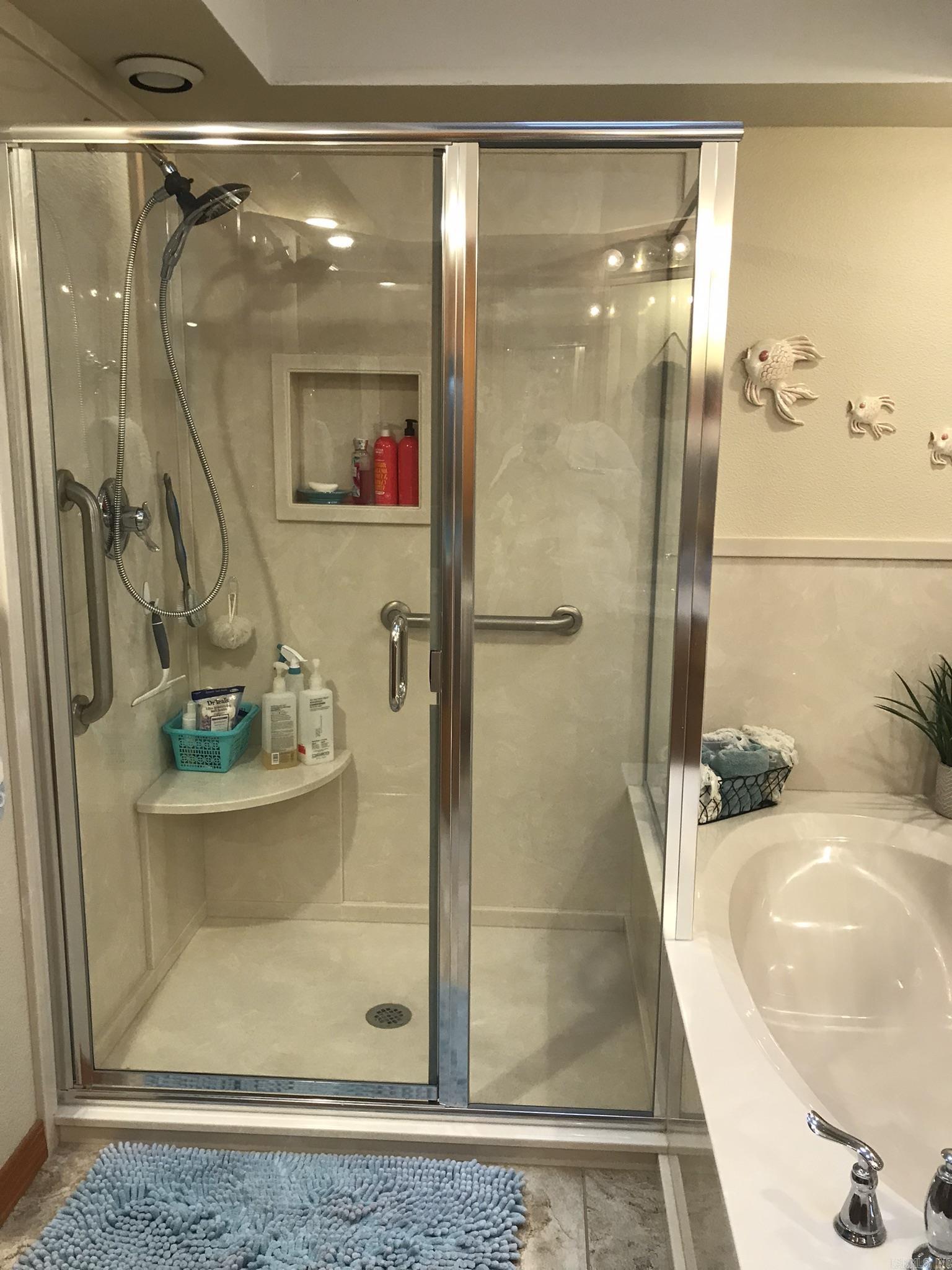 INDIAN HILLS - Residential