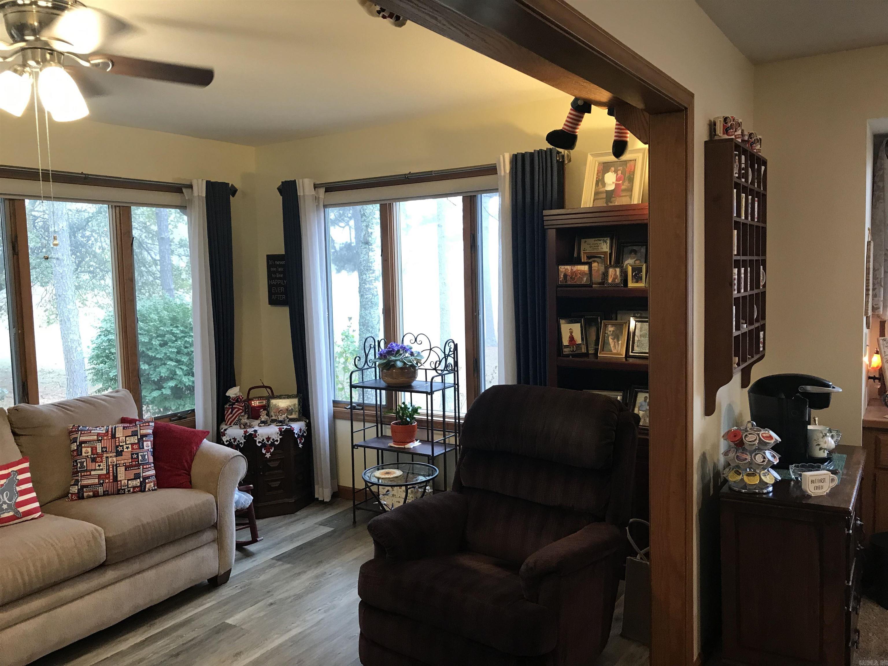 INDIAN HILLS - Residential