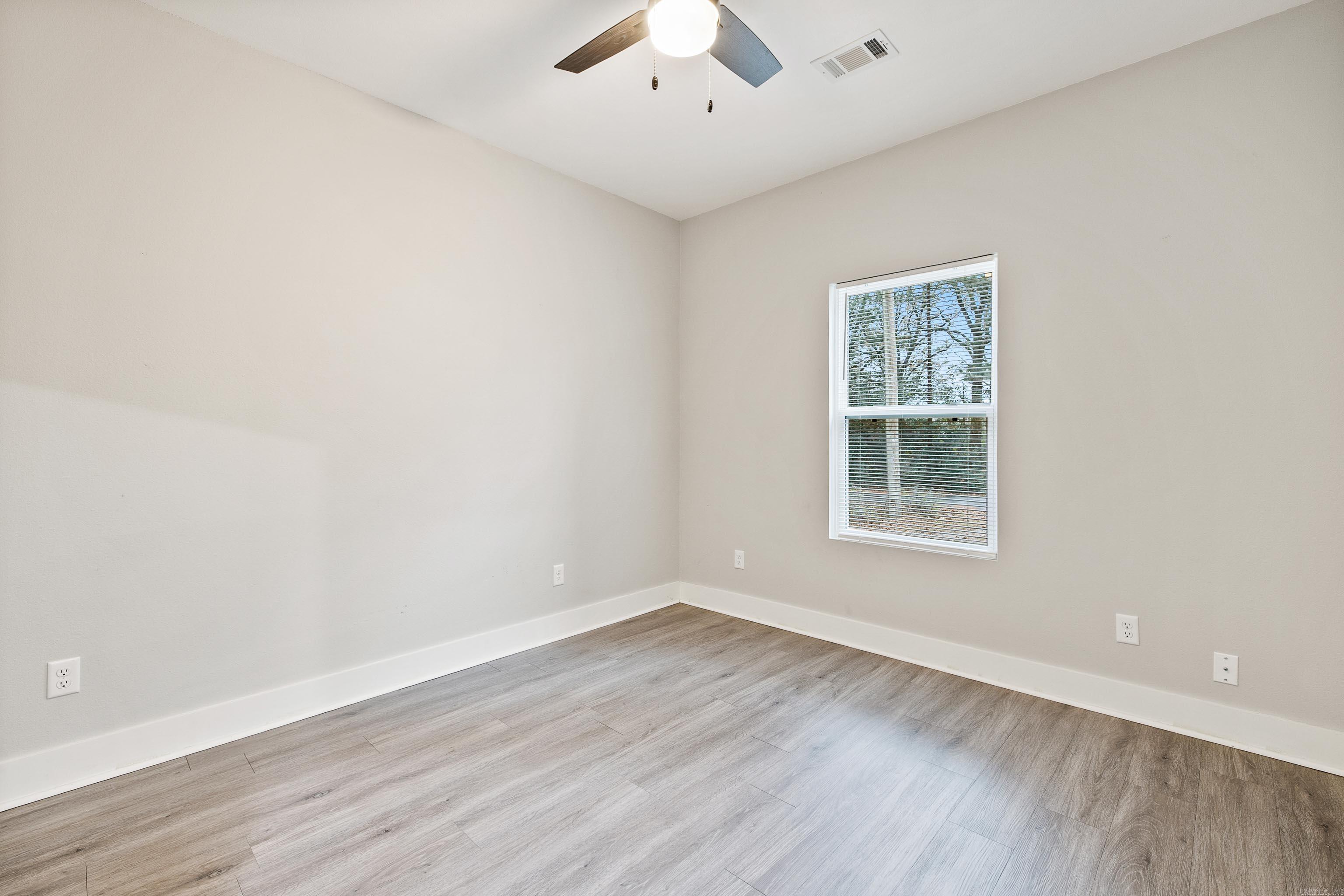 MACK THOMAS - Residential