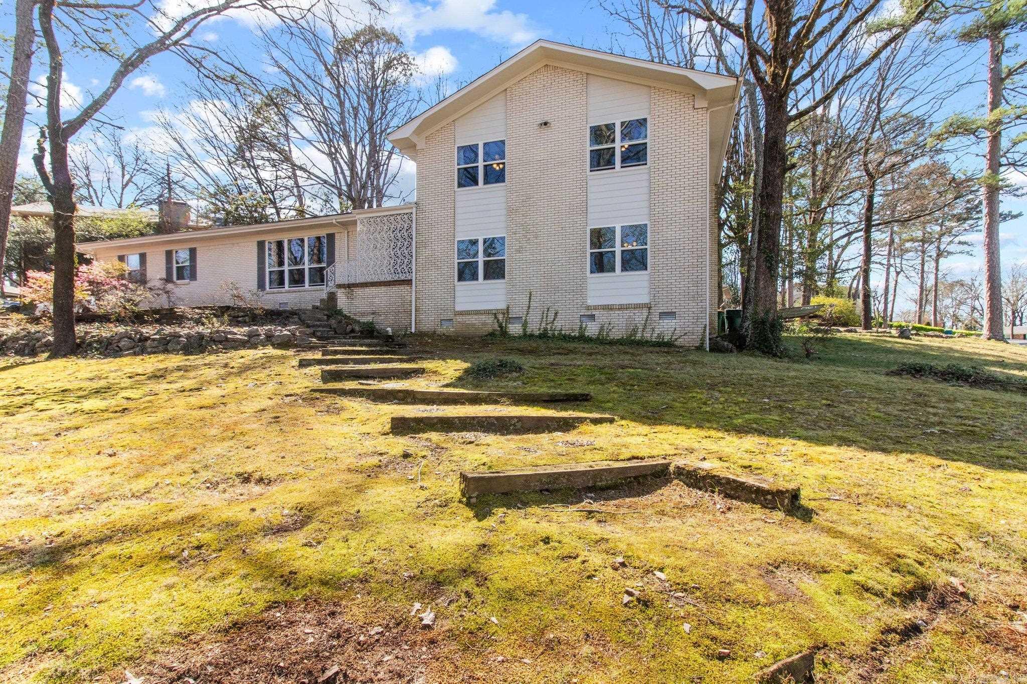 Leawood Heights - Residential