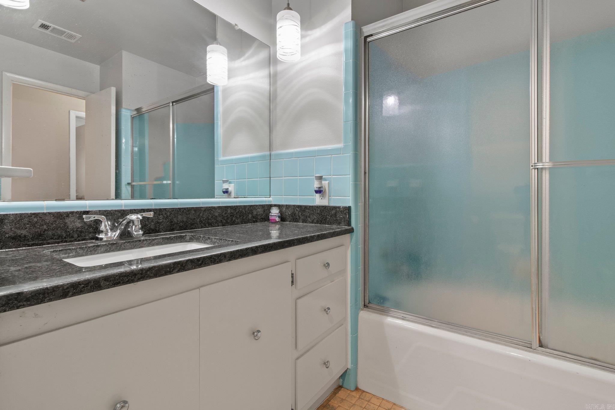 Leawood Heights - Residential