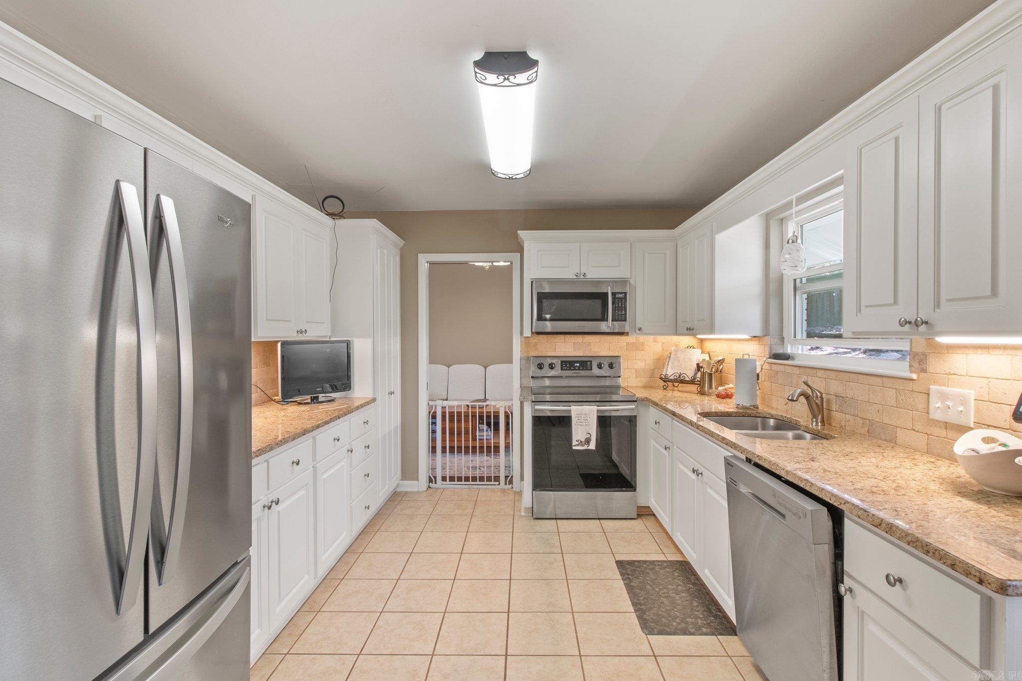 Leawood Heights - Residential