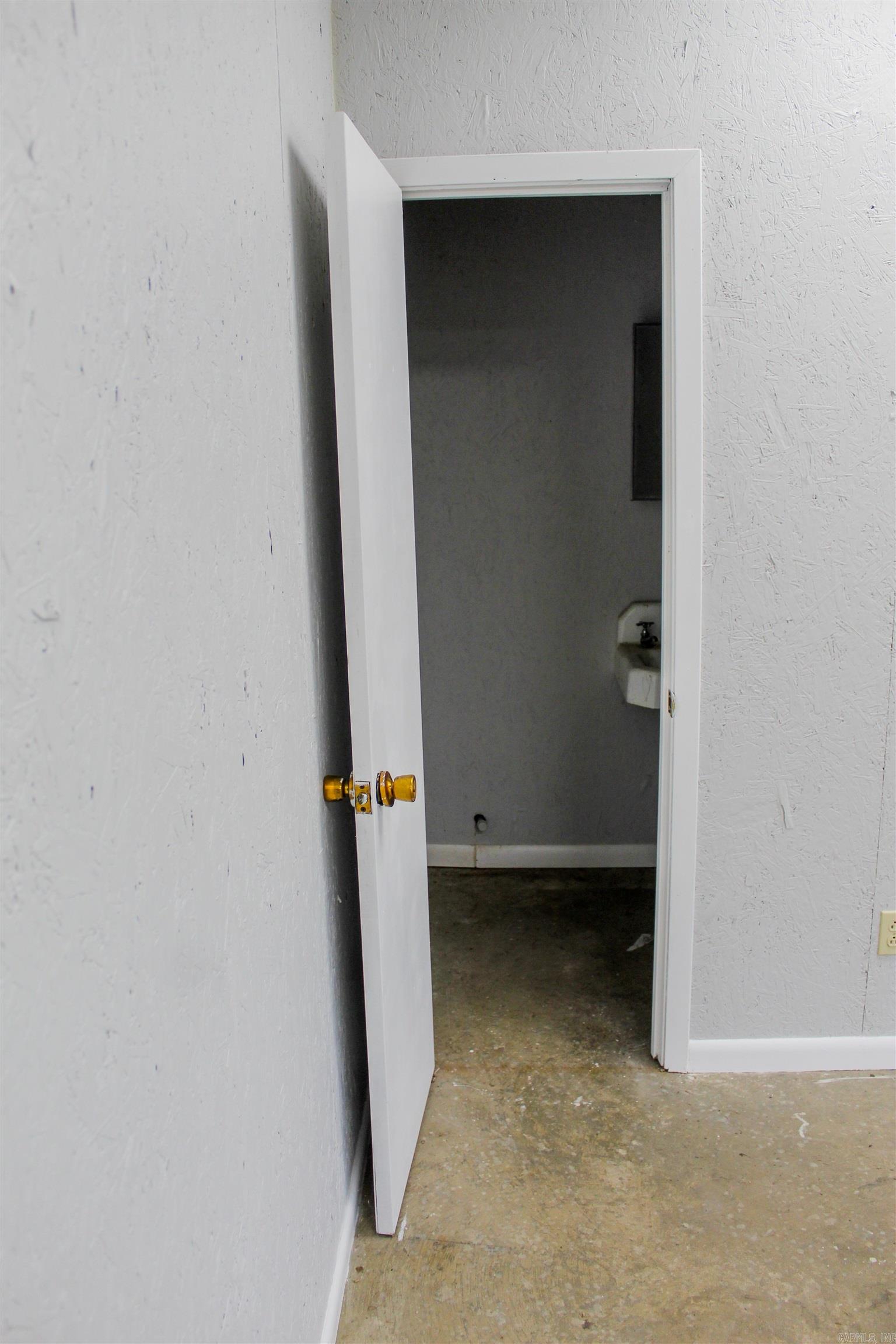 Metes & Bounds - Commercial Lease