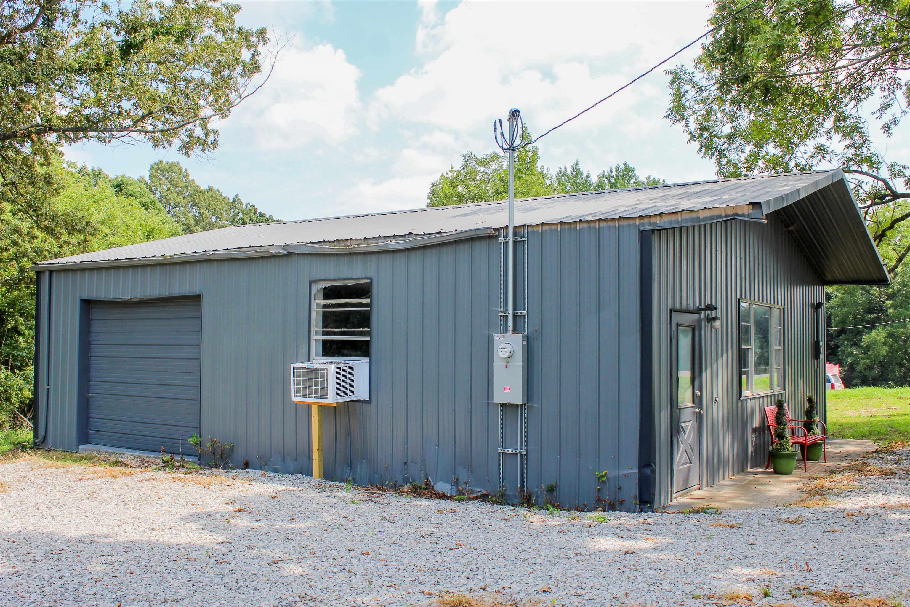 Metes & Bounds - Commercial Lease