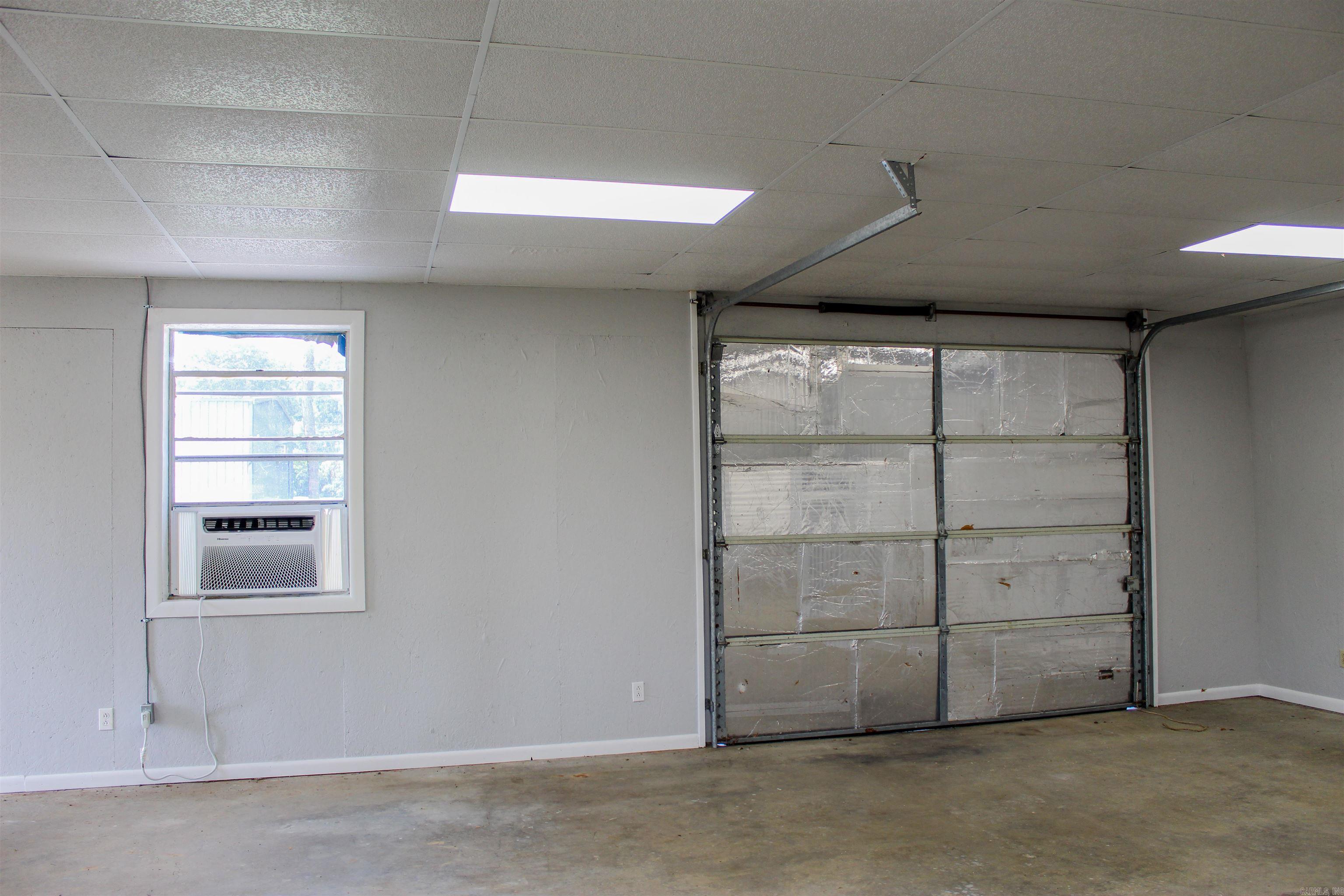 Metes & Bounds - Commercial Lease