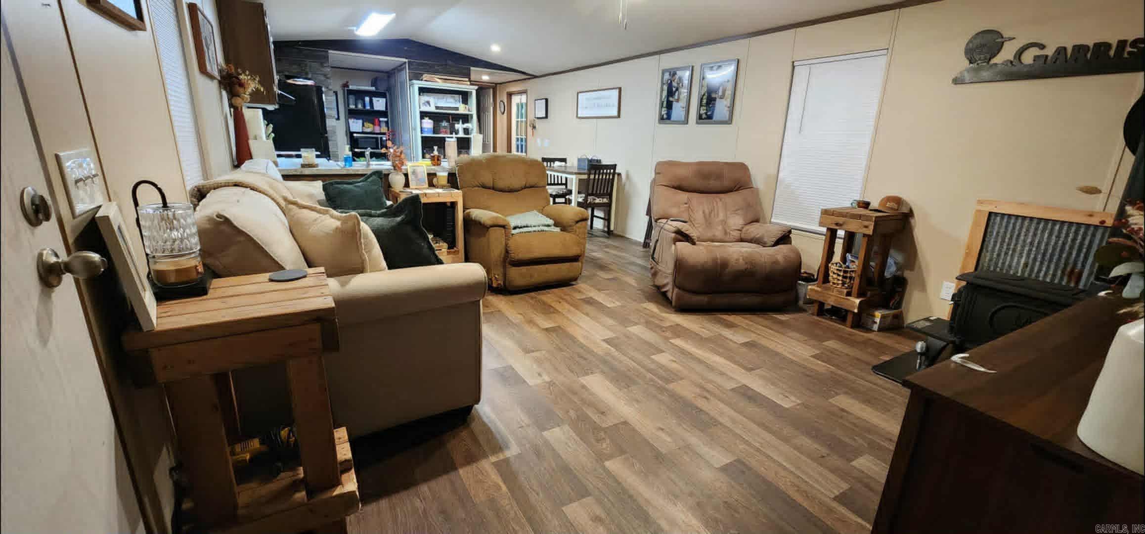 OAK MEADOWS ACRES - Residential