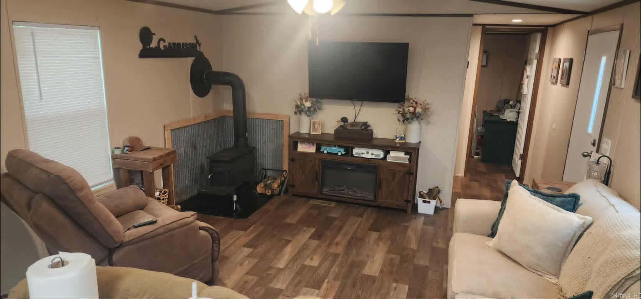 OAK MEADOWS ACRES - Residential