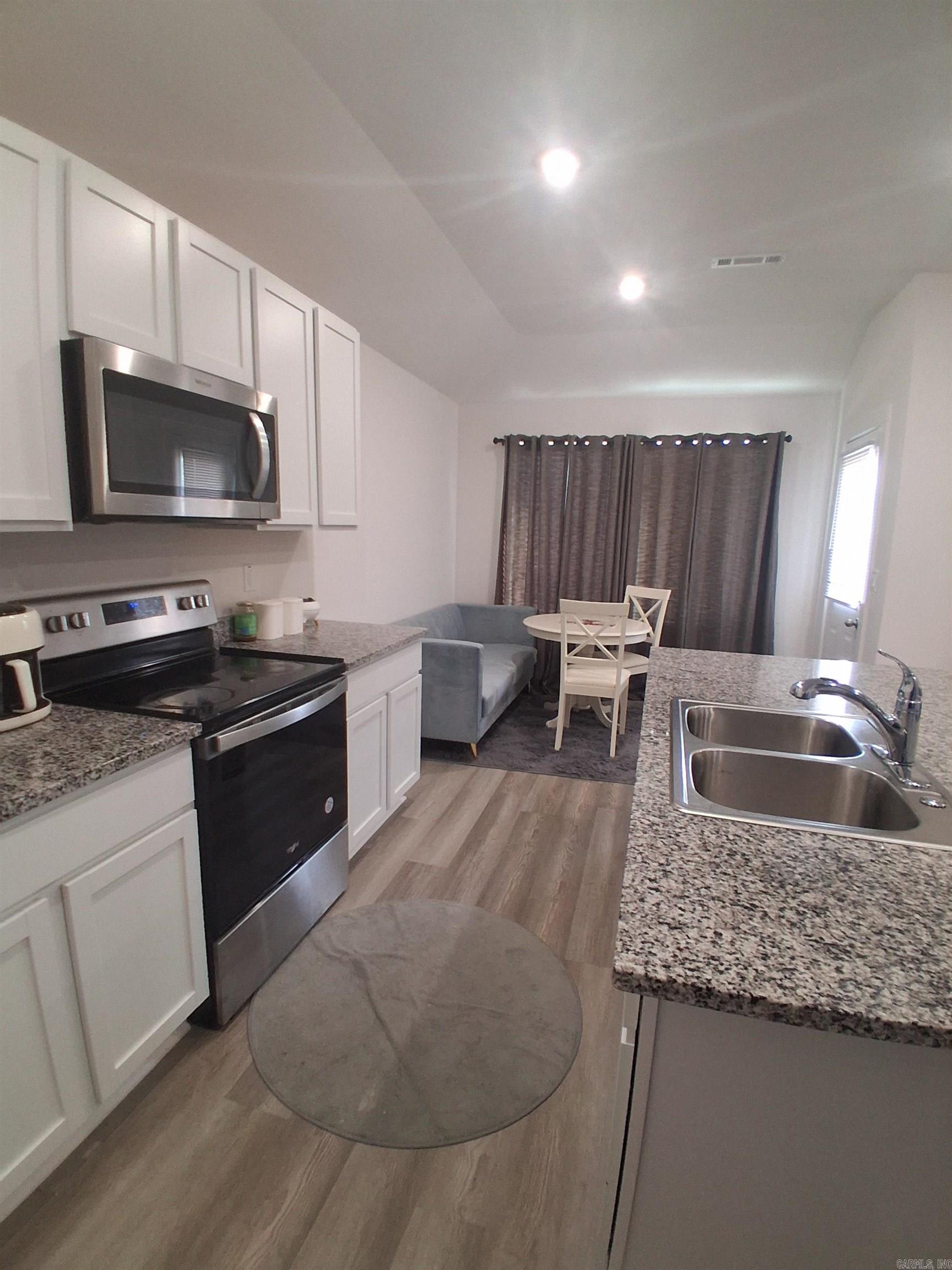 SHILOH GROVE PHASE I - Residential