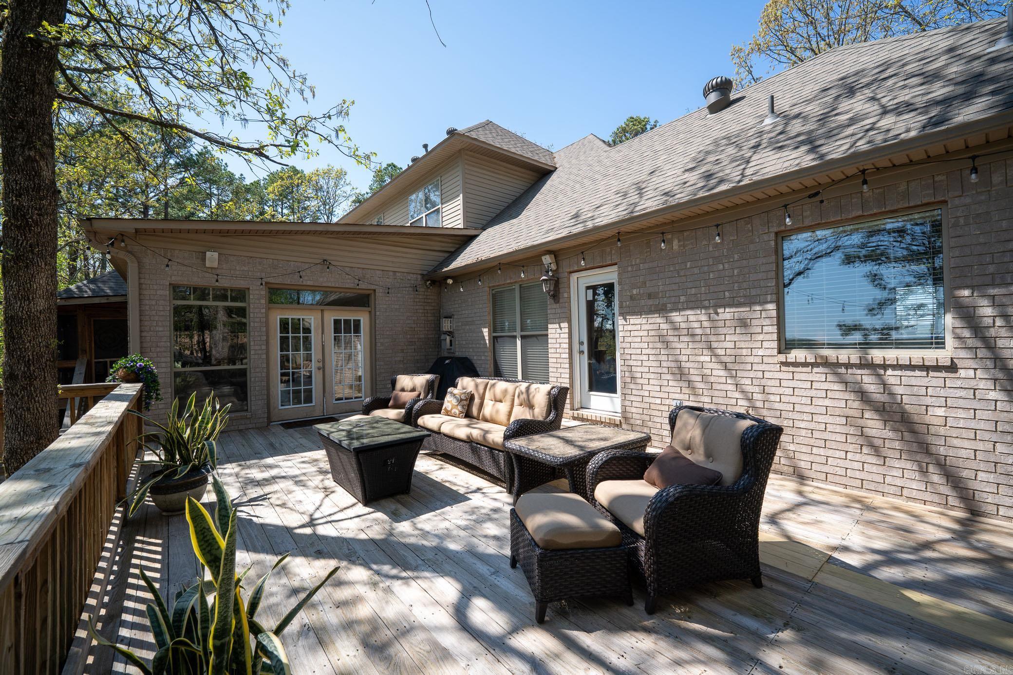 DOGWOOD ESTATES - Residential