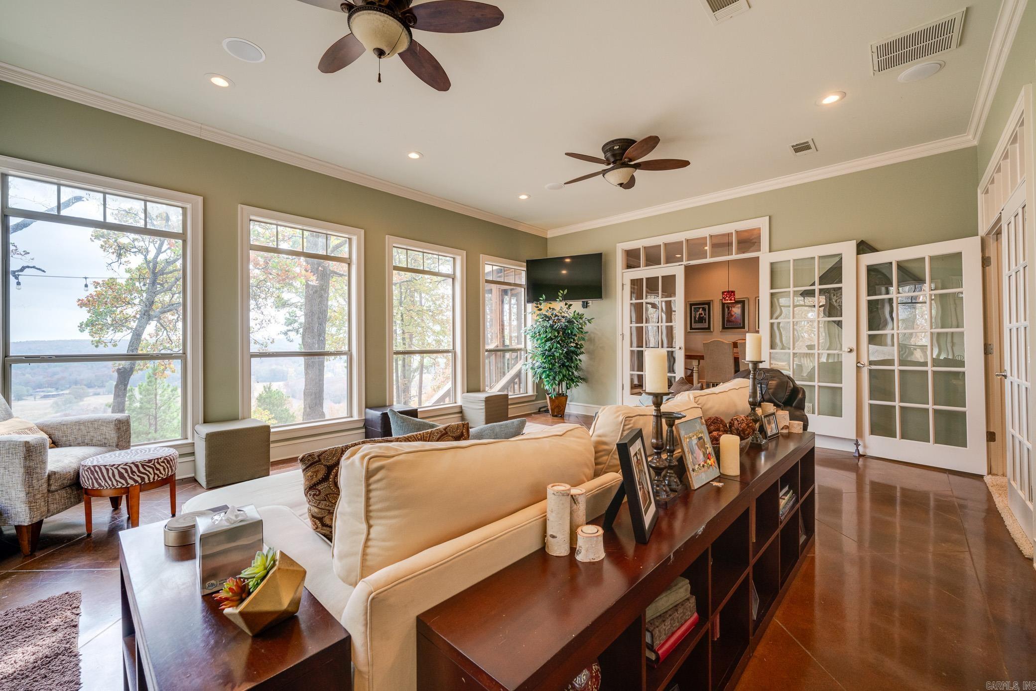 DOGWOOD ESTATES - Residential