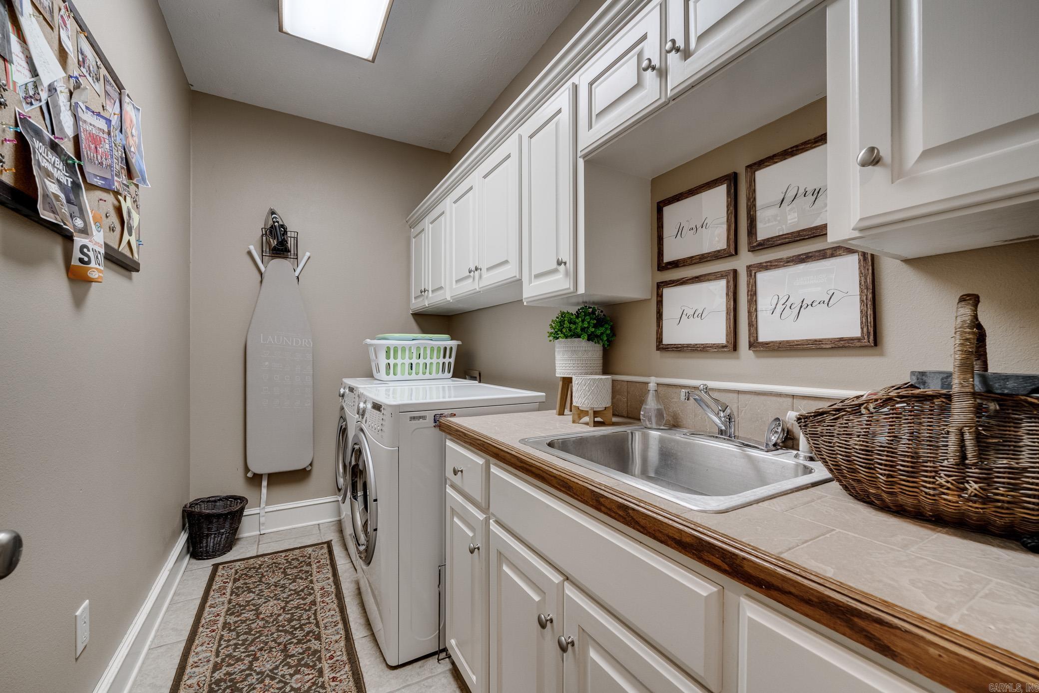 DOGWOOD ESTATES - Residential