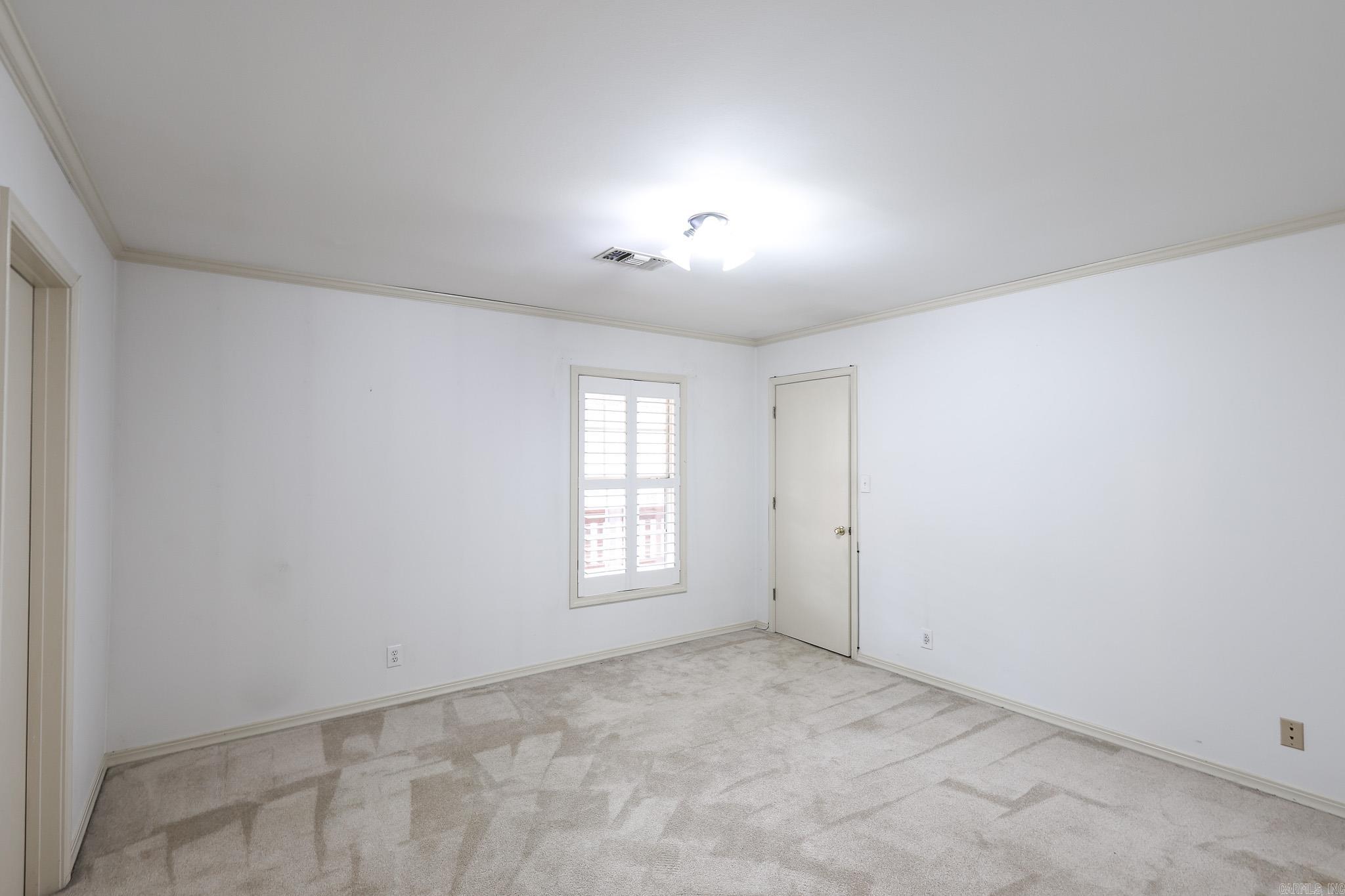 THOMPSON HEIGHTS - Residential