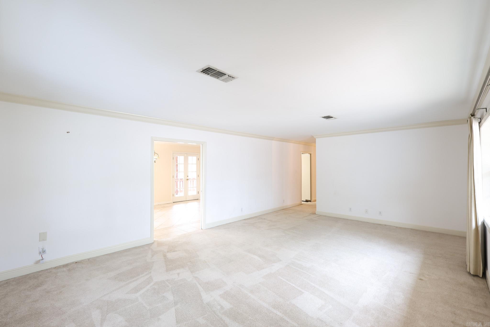 THOMPSON HEIGHTS - Residential