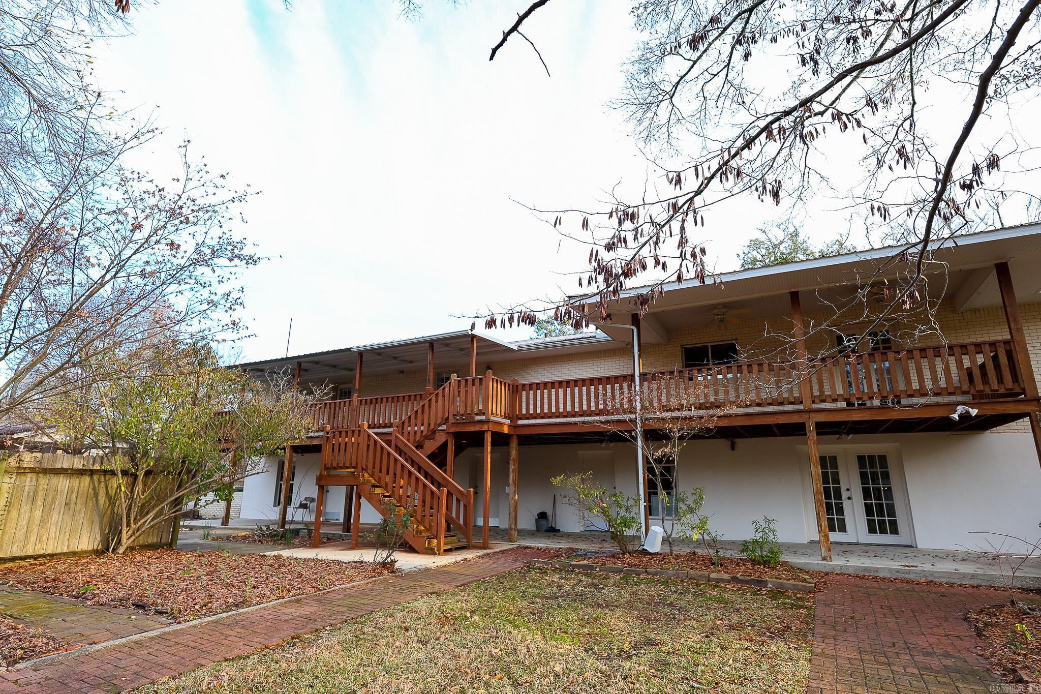 THOMPSON HEIGHTS - Residential