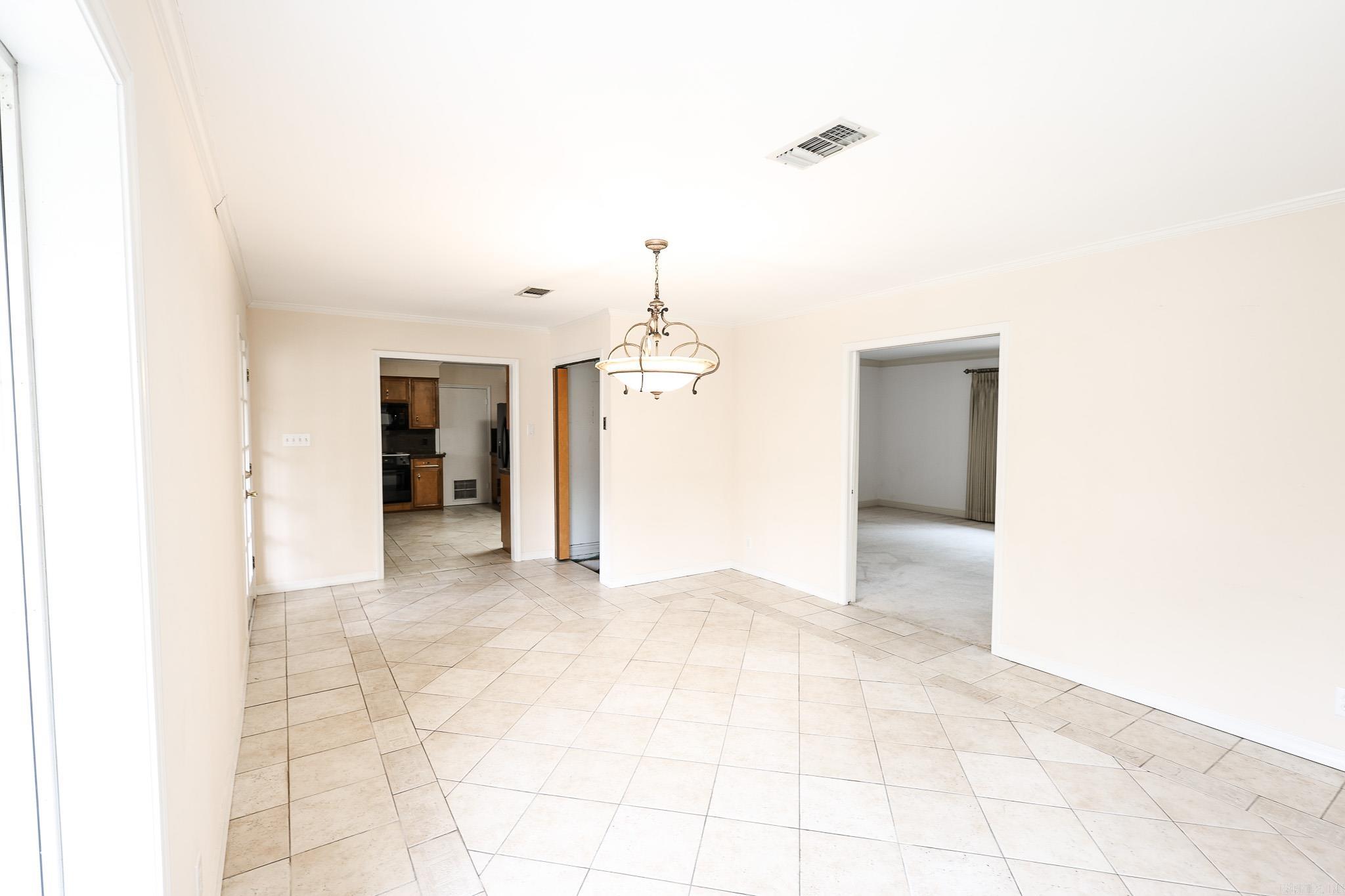 THOMPSON HEIGHTS - Residential