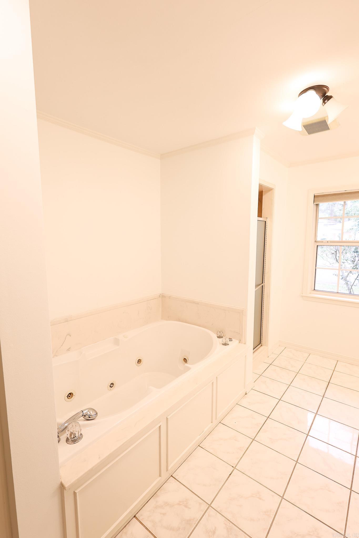 THOMPSON HEIGHTS - Residential