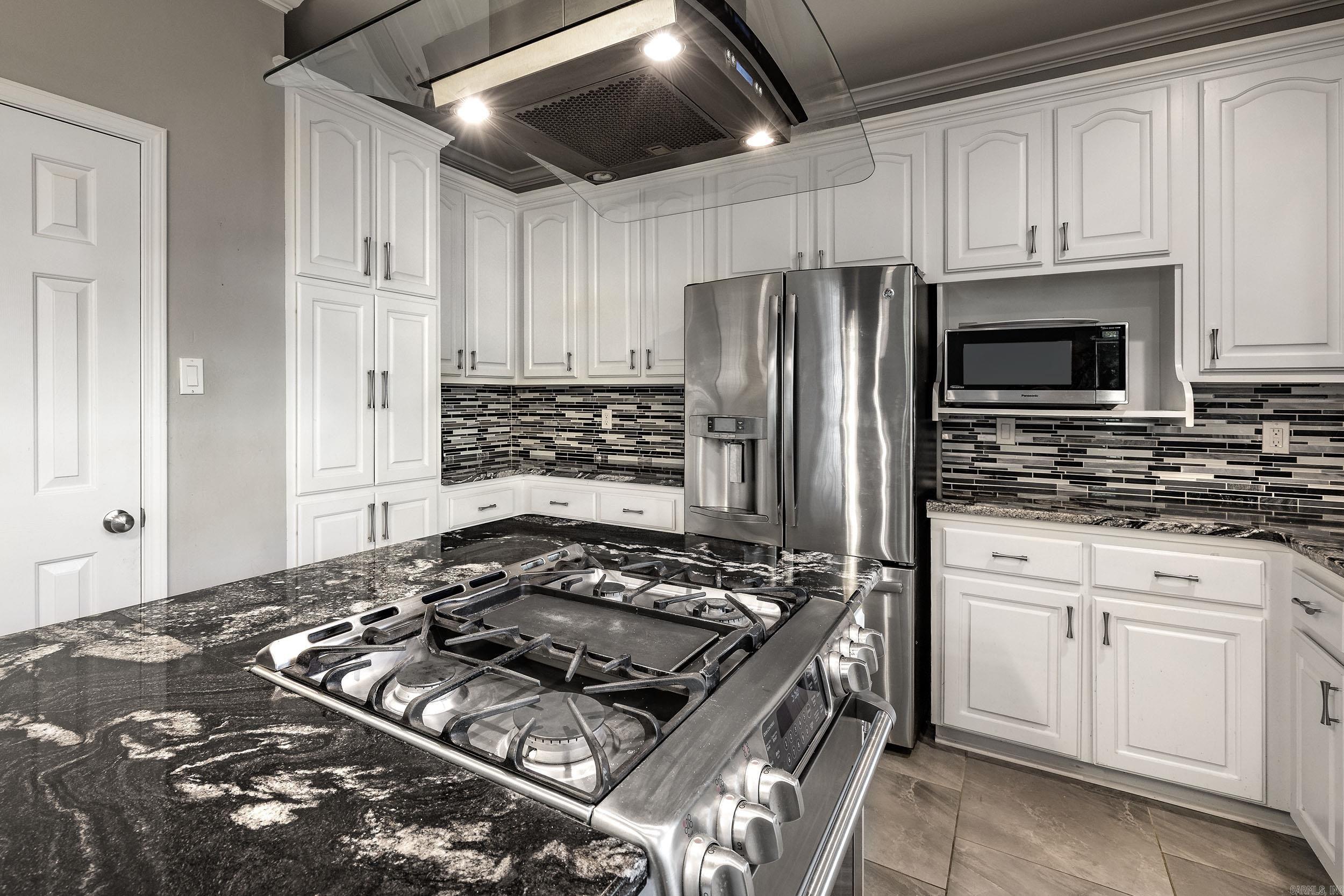 PLEASANT VALLEY ESTATES - Residential