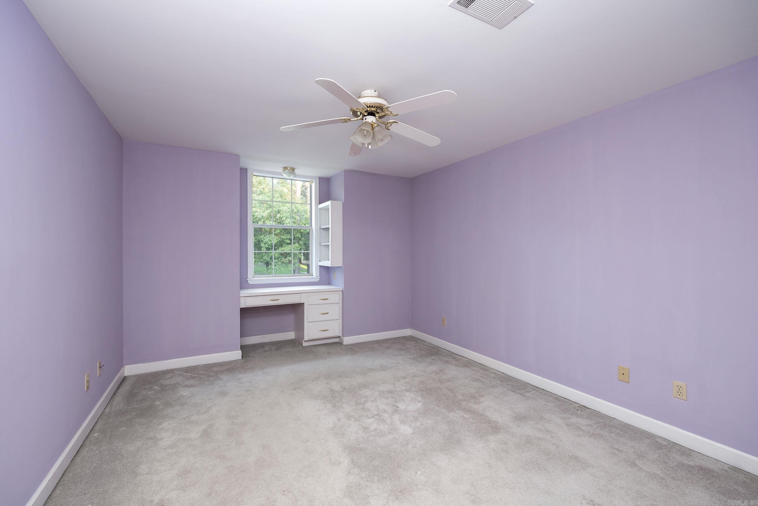 PLEASANT VALLEY ESTATES - Residential