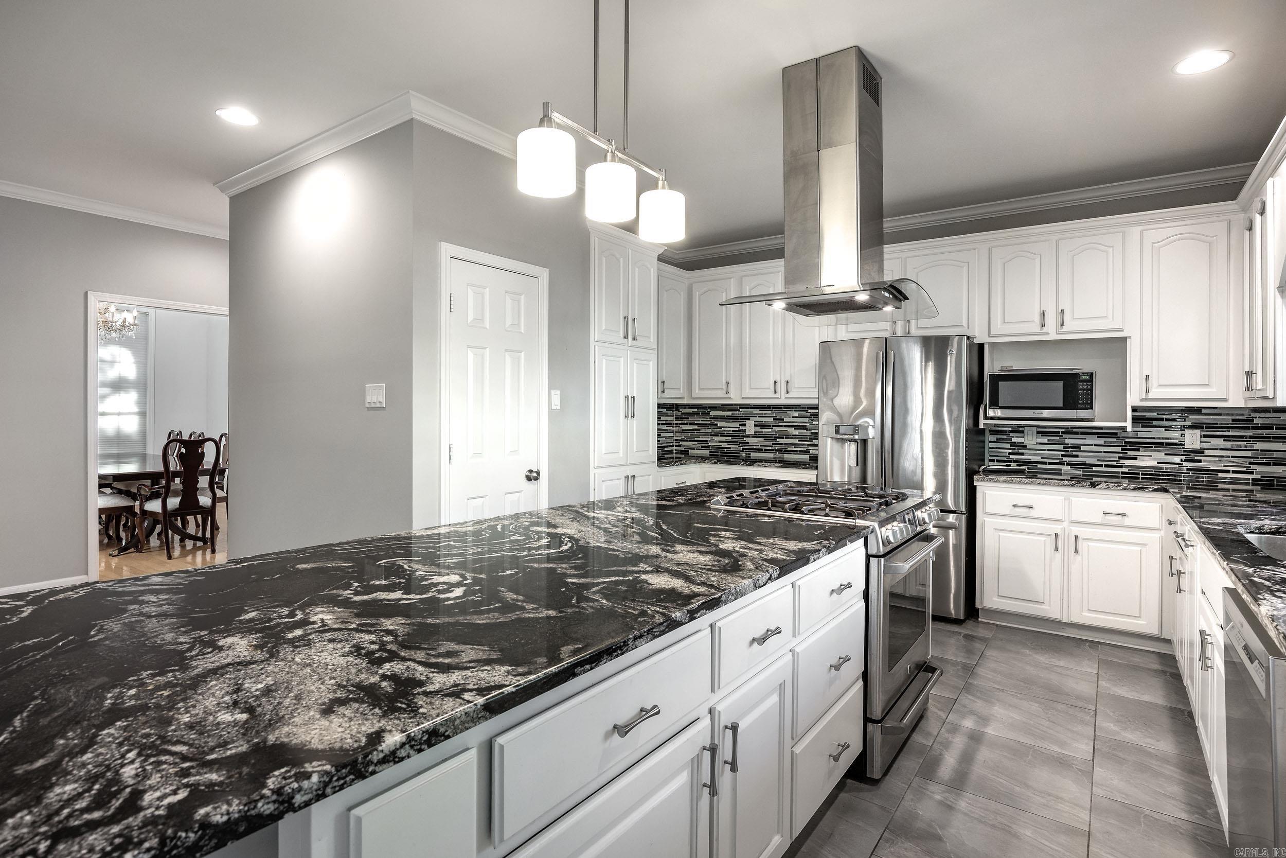 PLEASANT VALLEY ESTATES - Residential