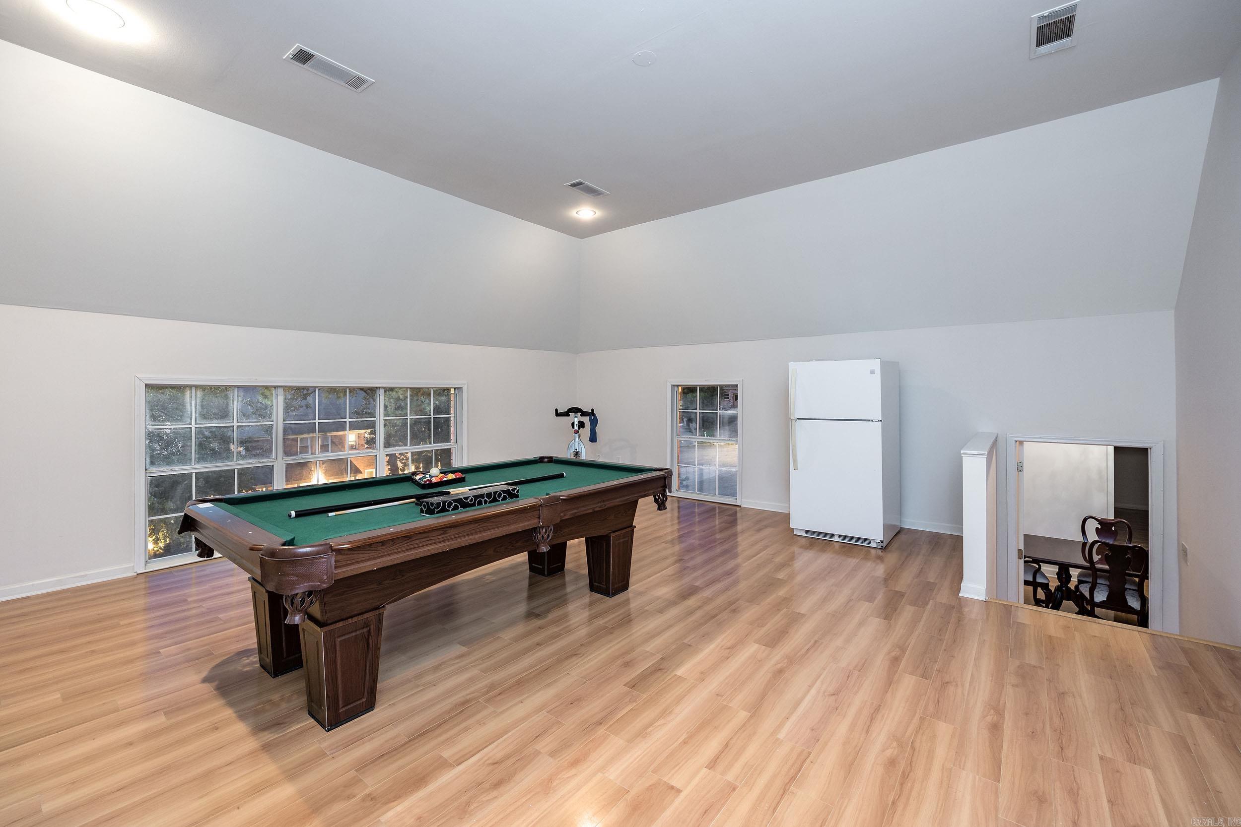 PLEASANT VALLEY ESTATES - Residential